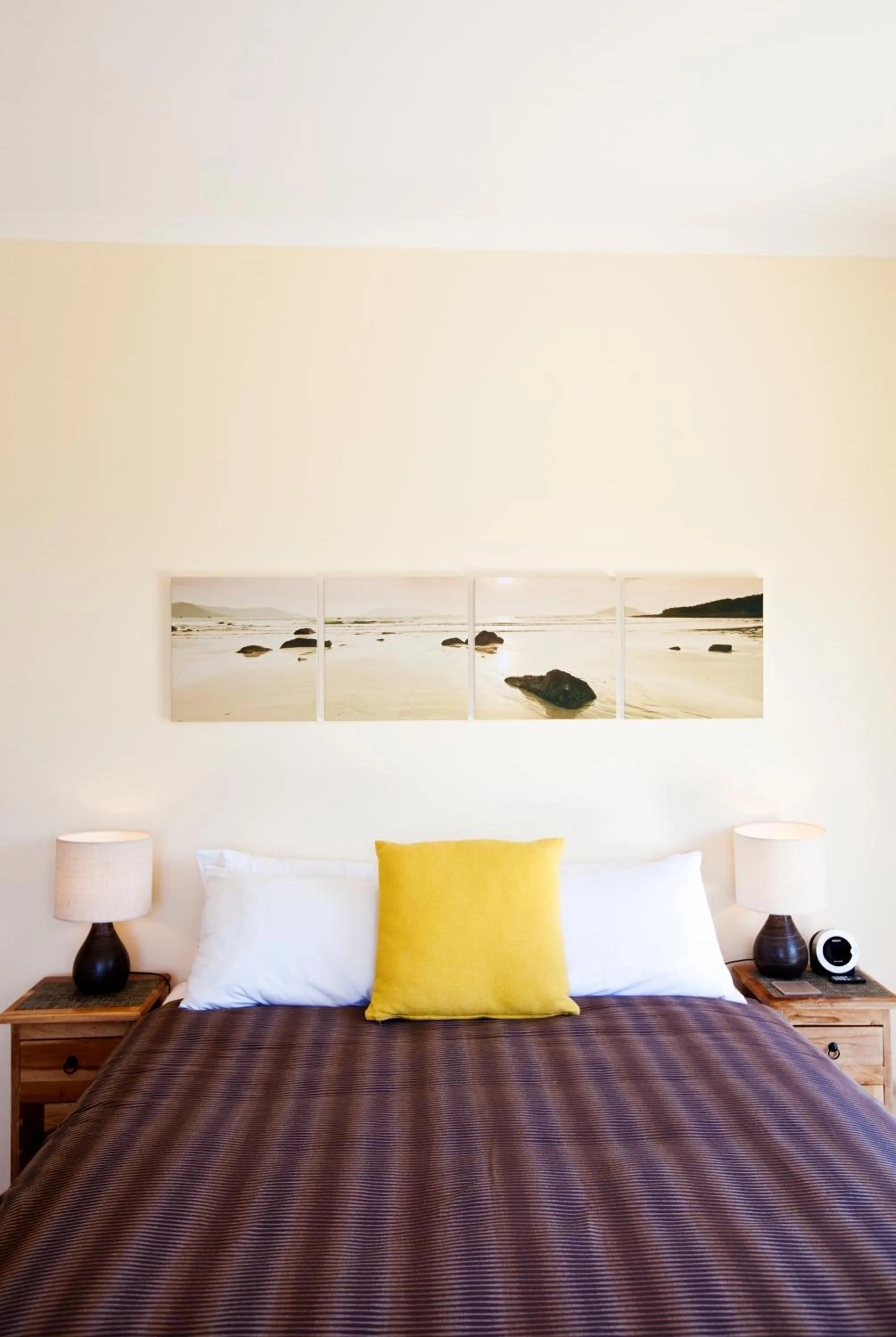 Bed in Bruny Island Escapes and Hotel Bruny