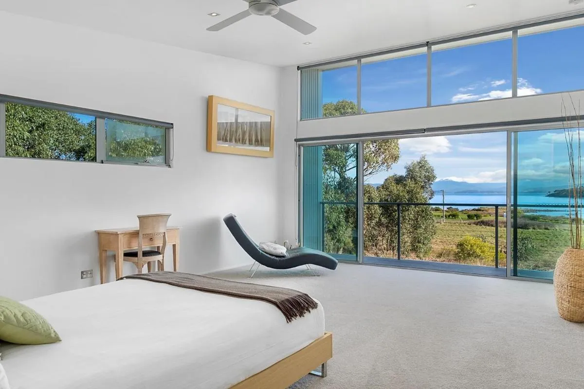 Bed in Bruny Island Escapes and Hotel Bruny