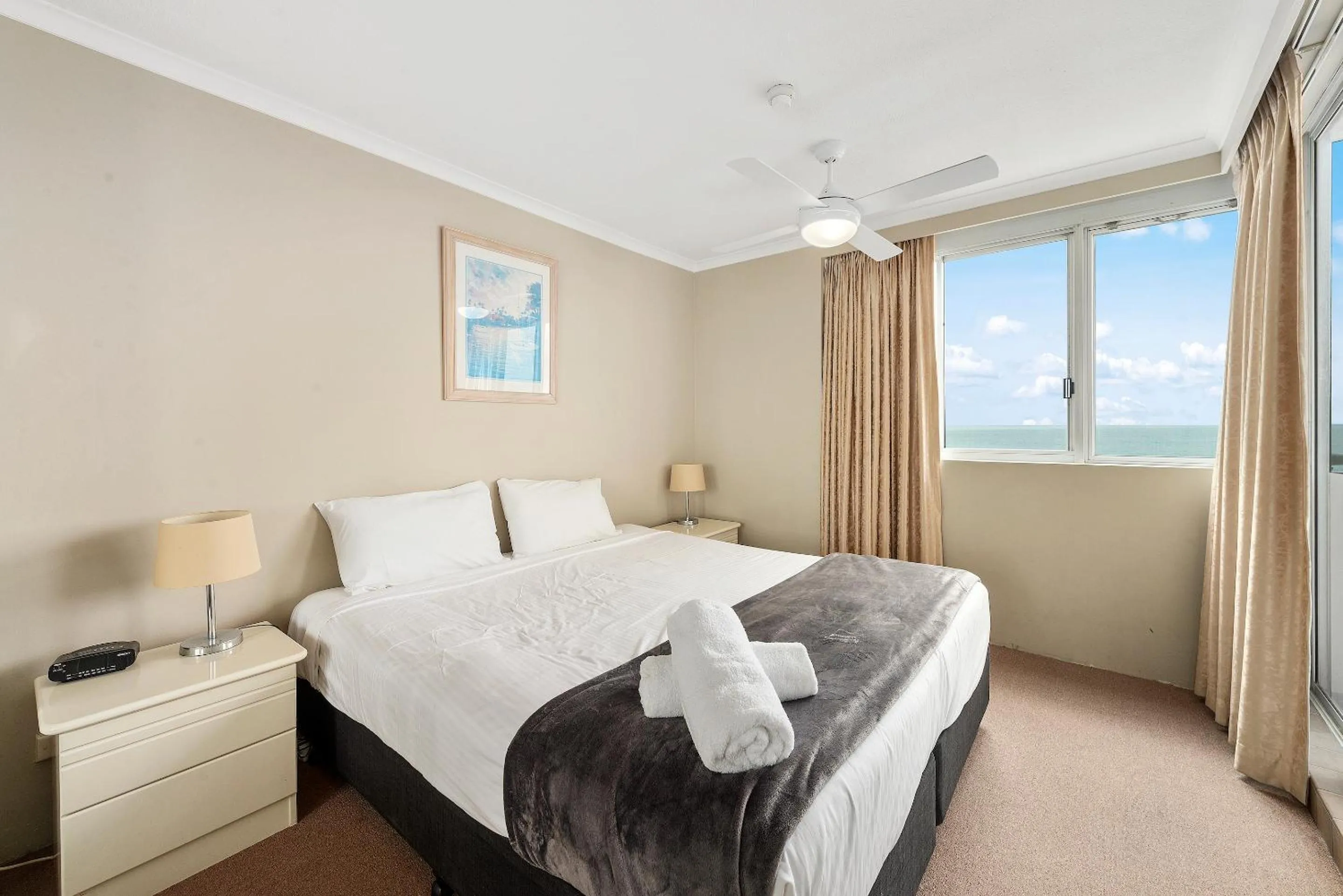 Bed in Sandpiper Broadbeach
