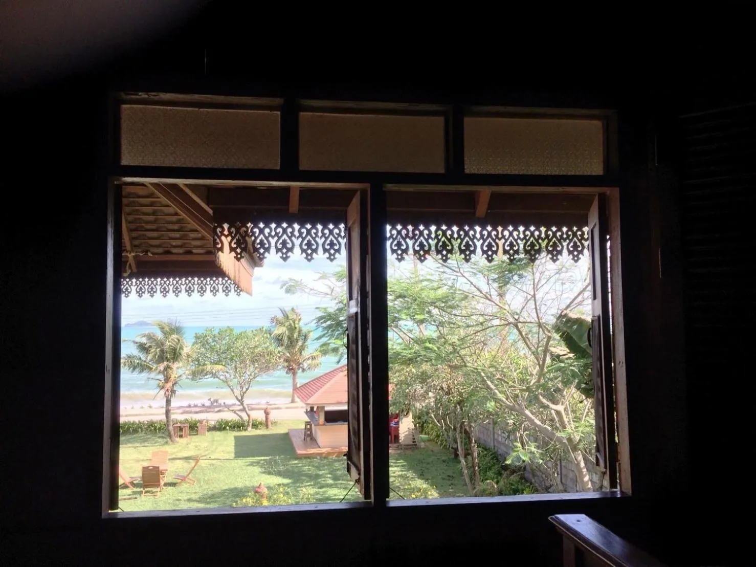 Garden view in Ruen Thai Rim Haad