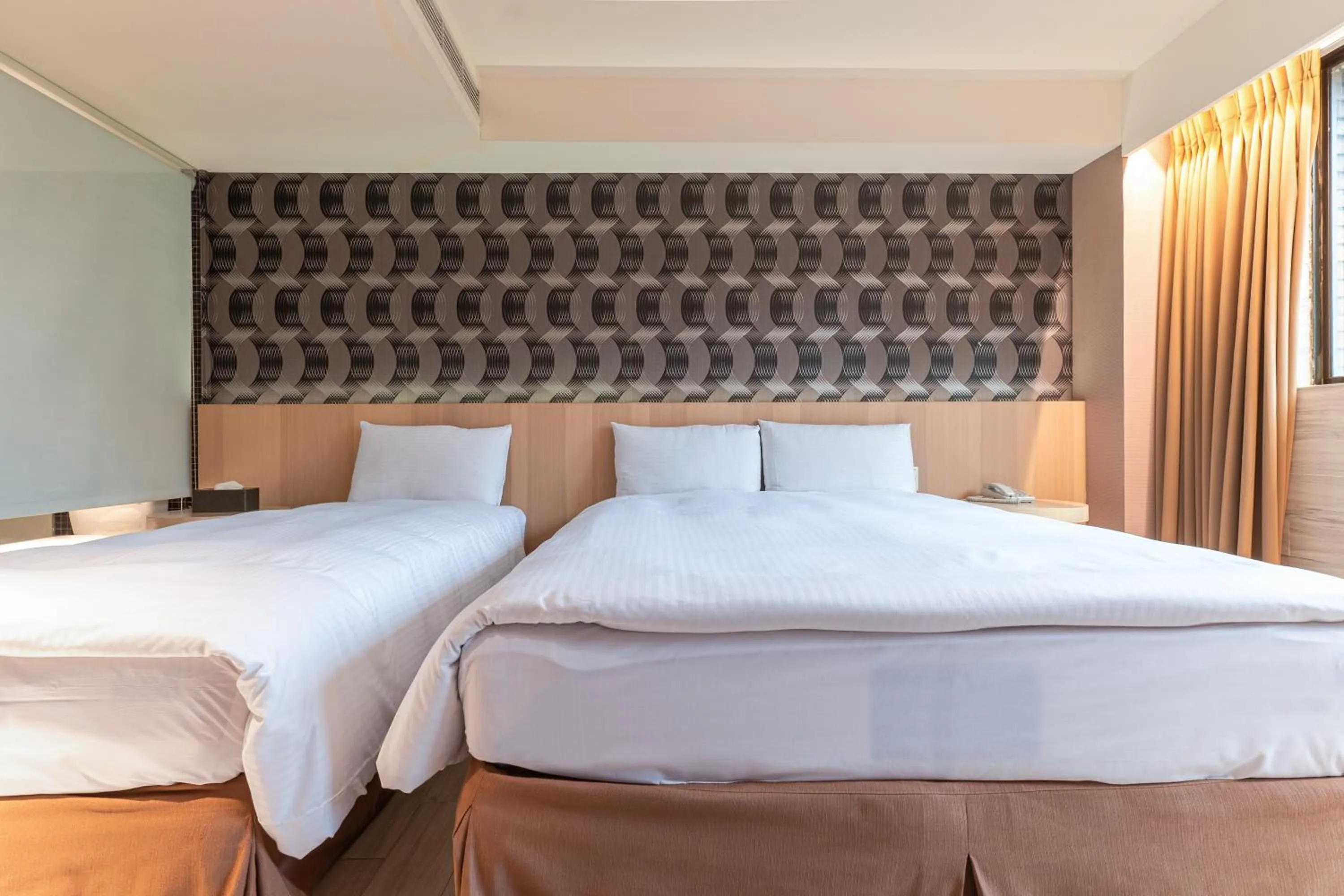 Bed in Guide Hotel Taipei Fuxing North