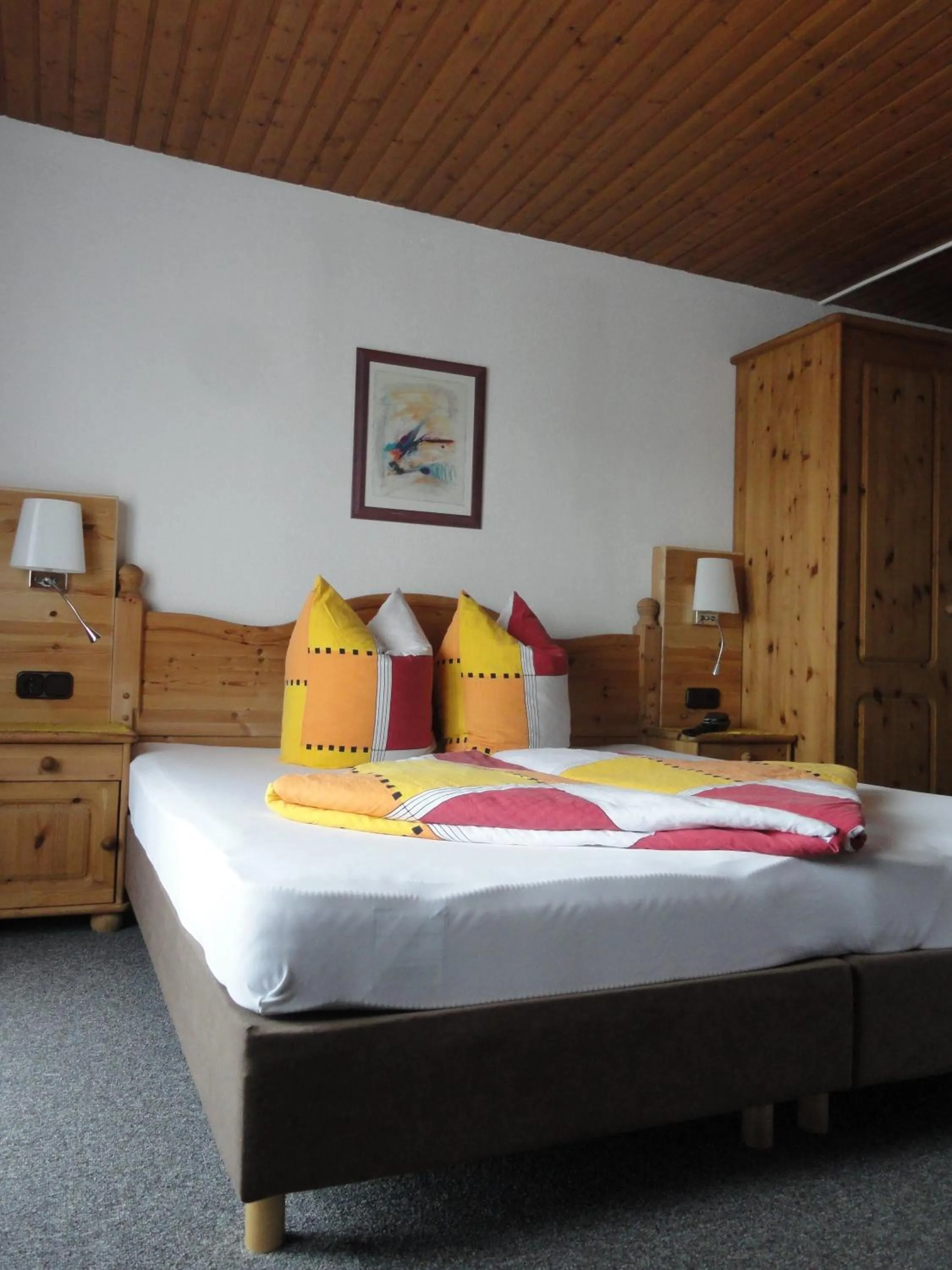 Bed in Appartements Glungezer