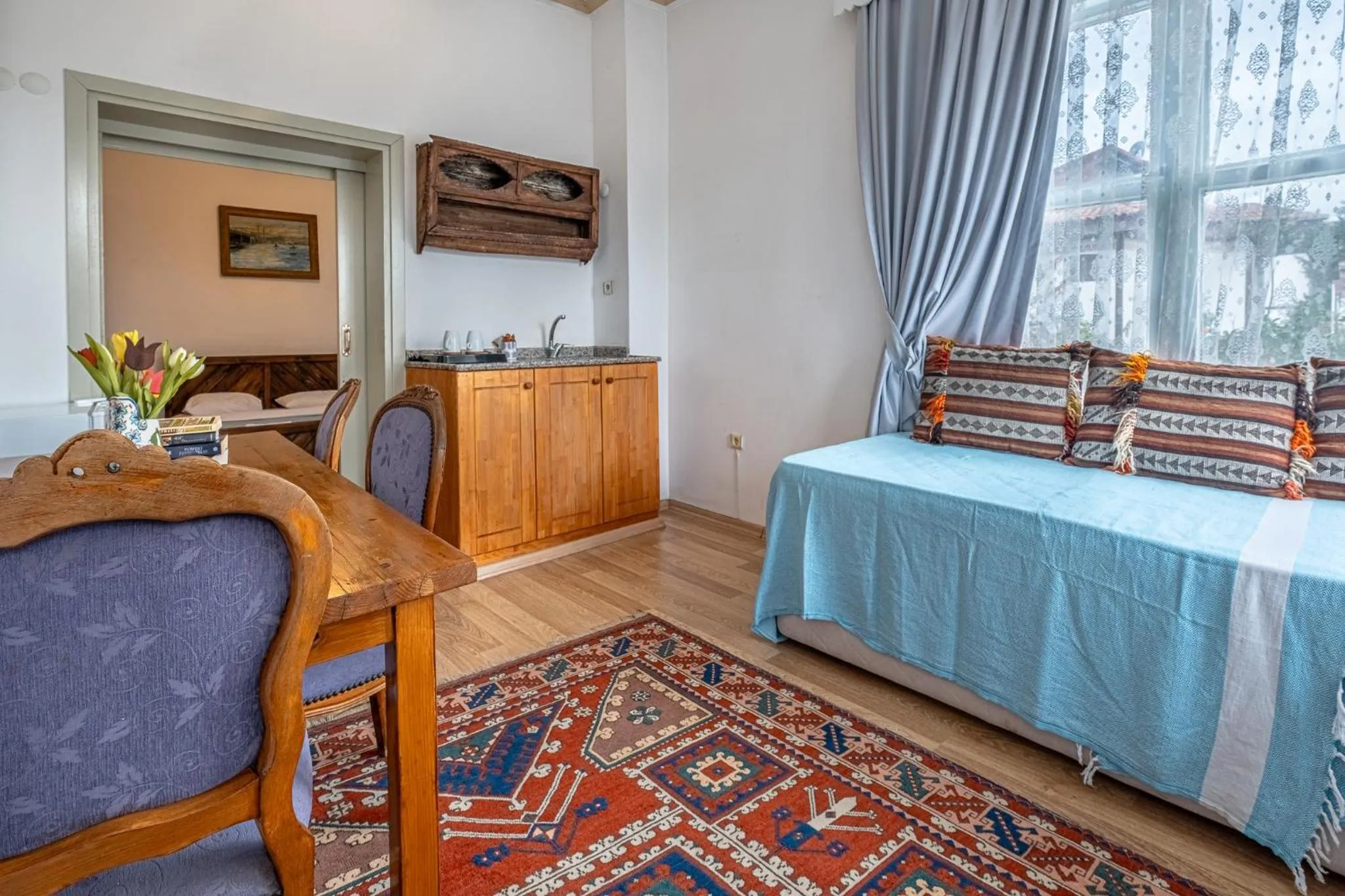 Photo of the whole room in Villa Tulipan