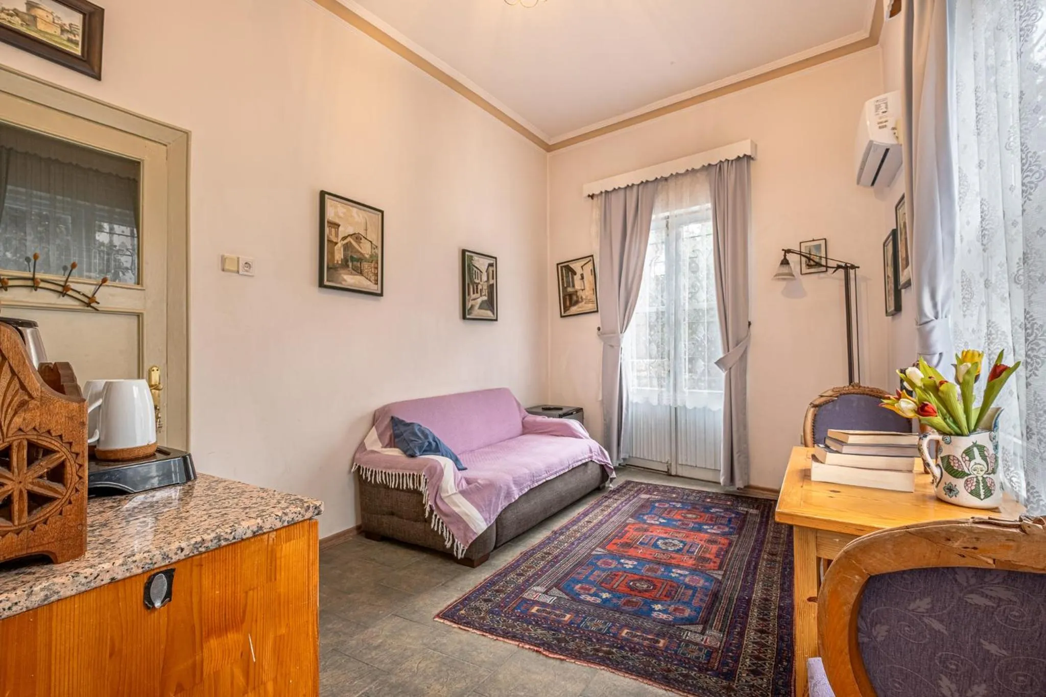 Seating area in Villa Tulipan