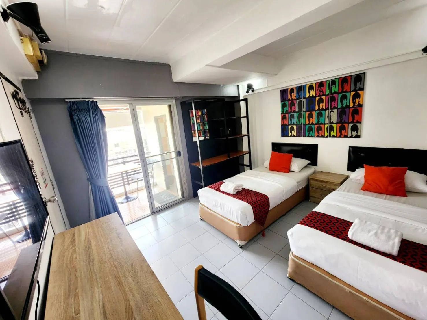 Bedroom, Bed in Khaosan Art Hotel
