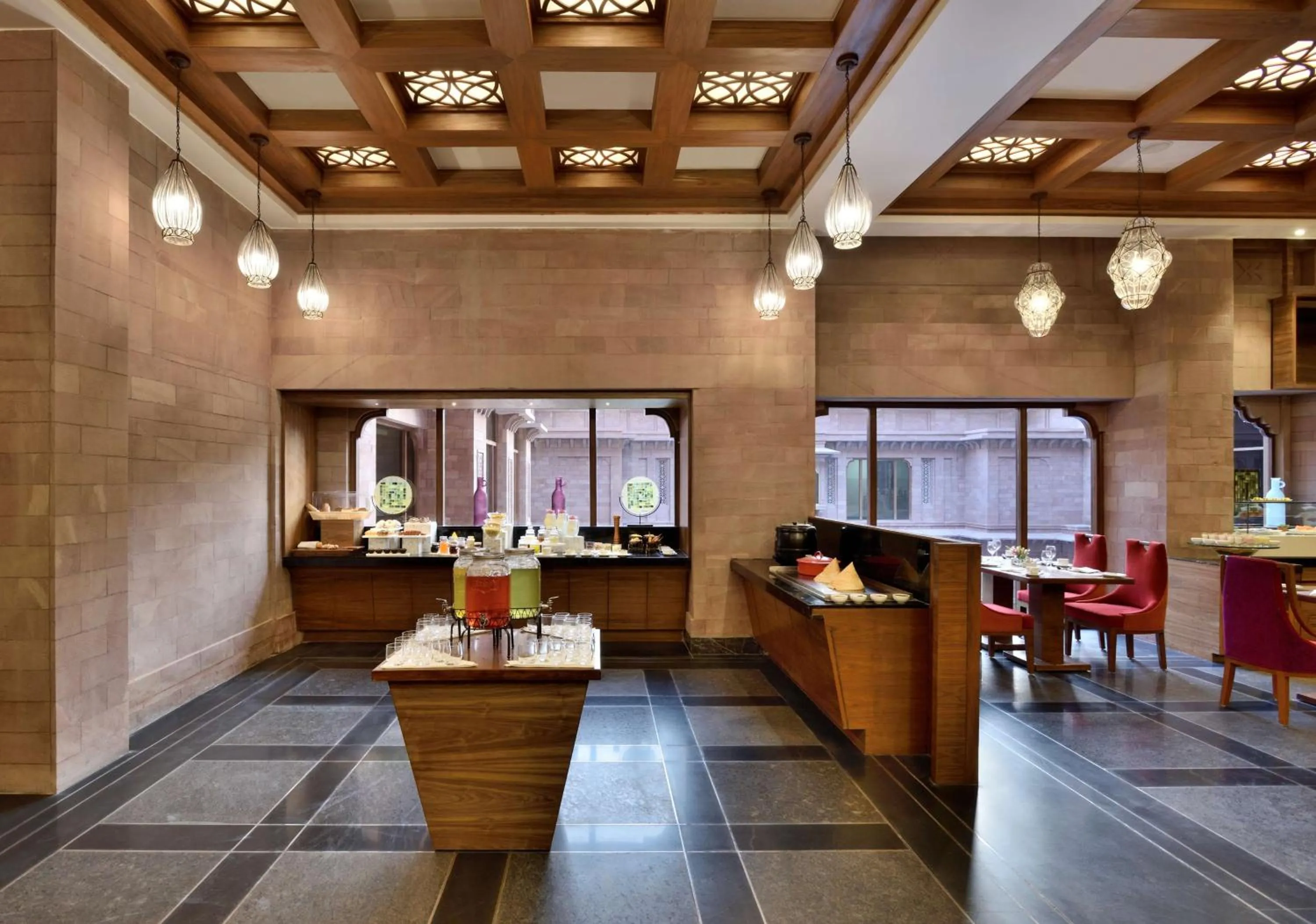 Restaurant/places to eat in Radisson Jodhpur