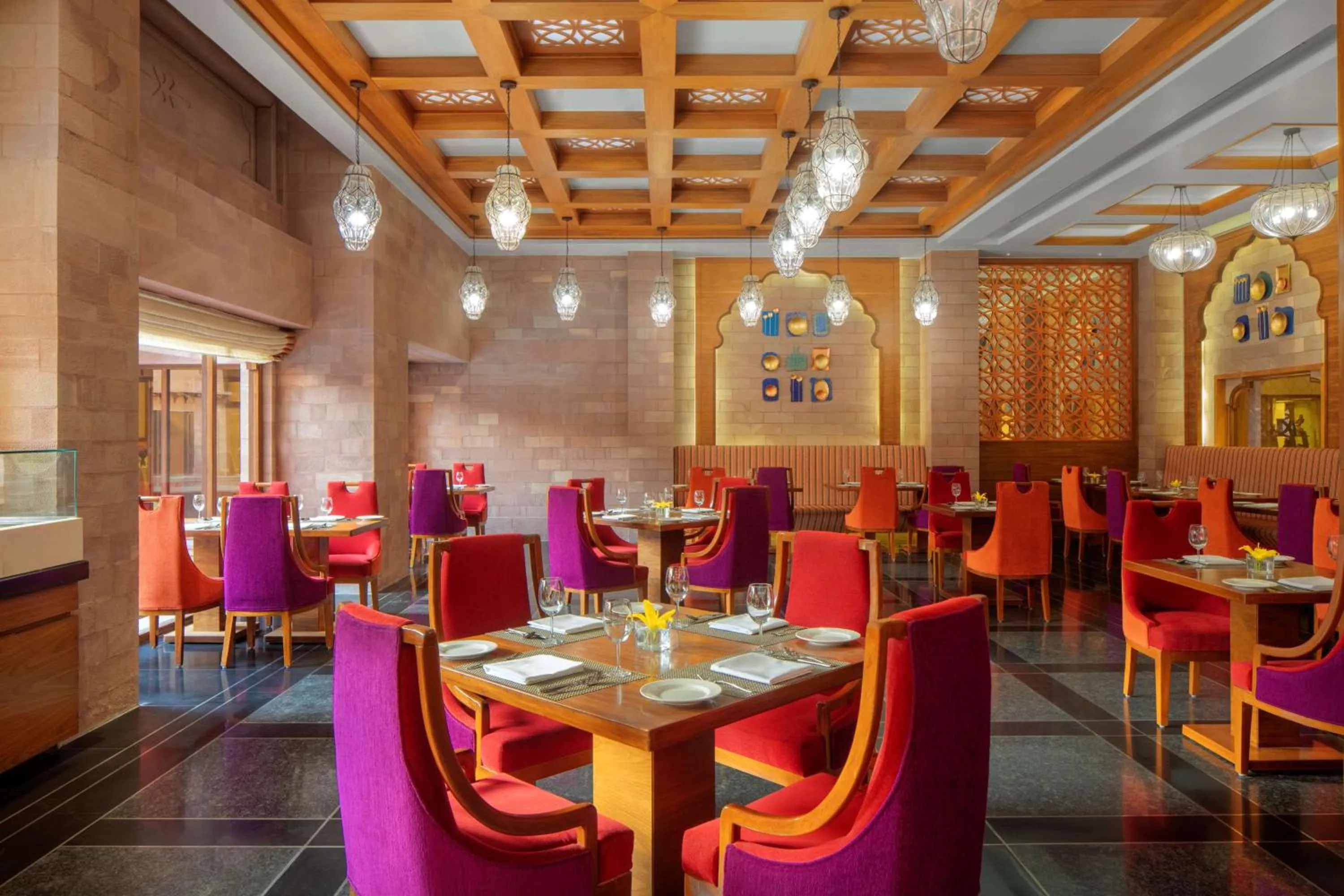 Restaurant/places to eat in Radisson Jodhpur