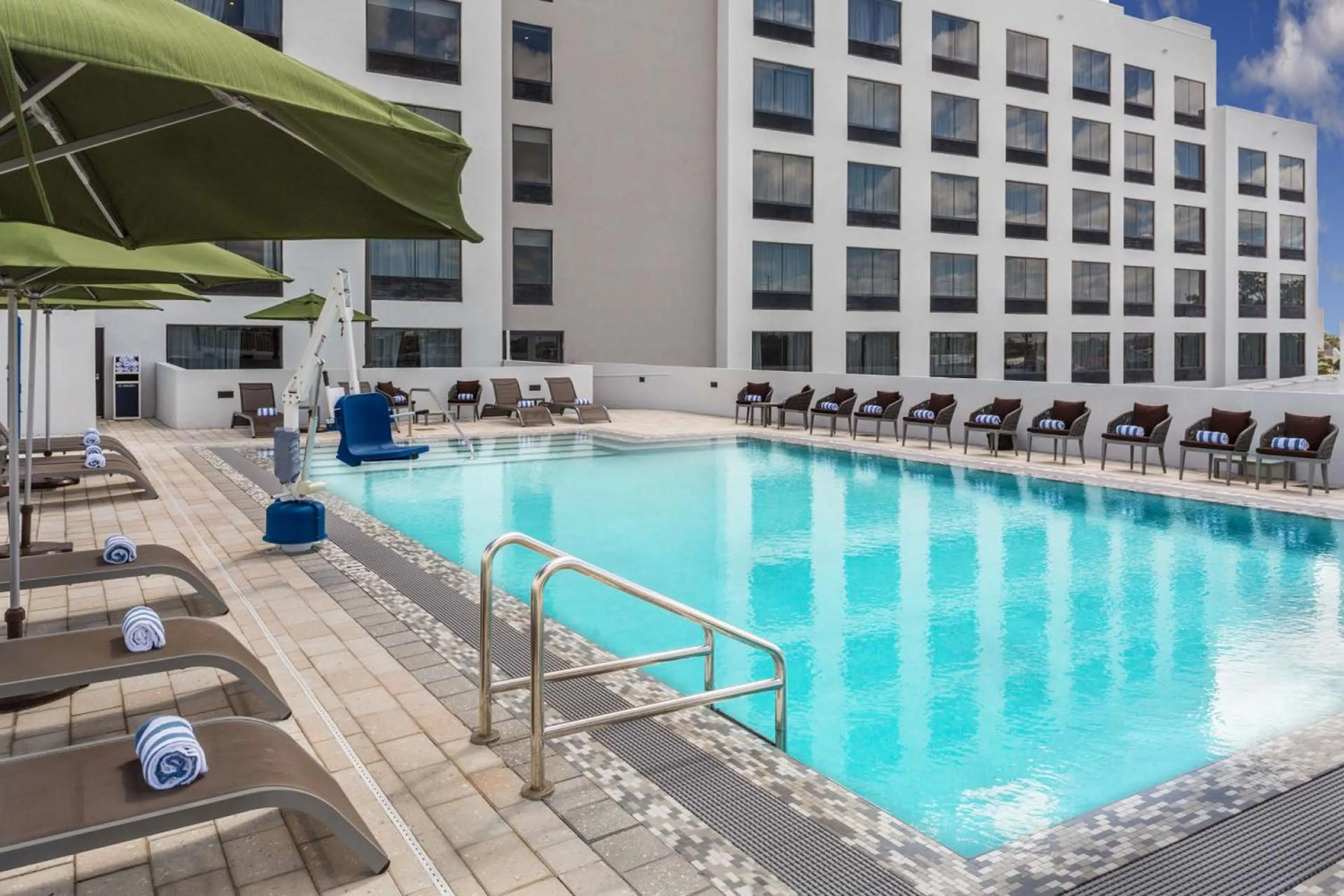 Swimming pool in Wyndham Garden Ft Lauderdale Airport & Cruise Port