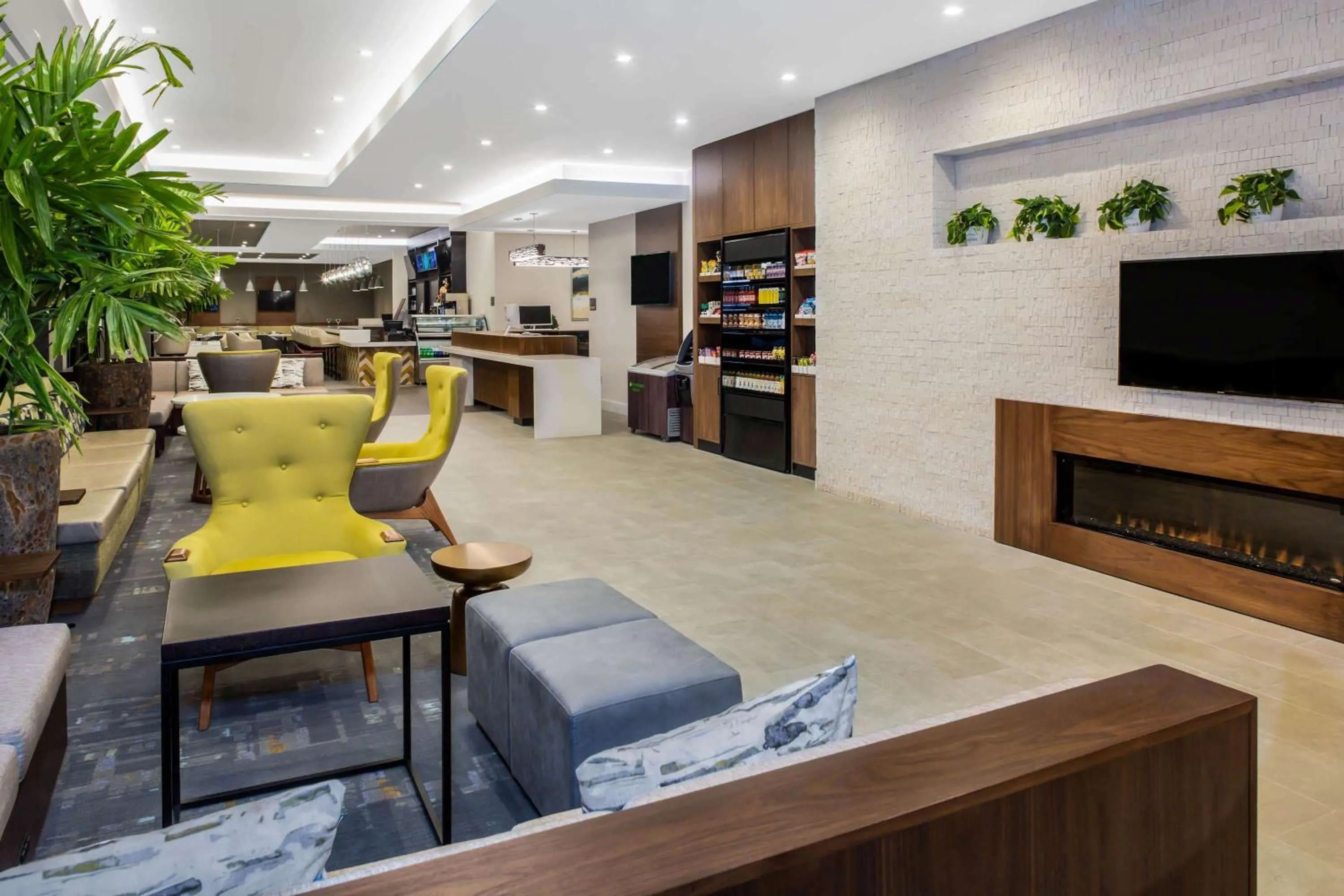 Lobby or reception in Wyndham Garden Ft Lauderdale Airport & Cruise Port