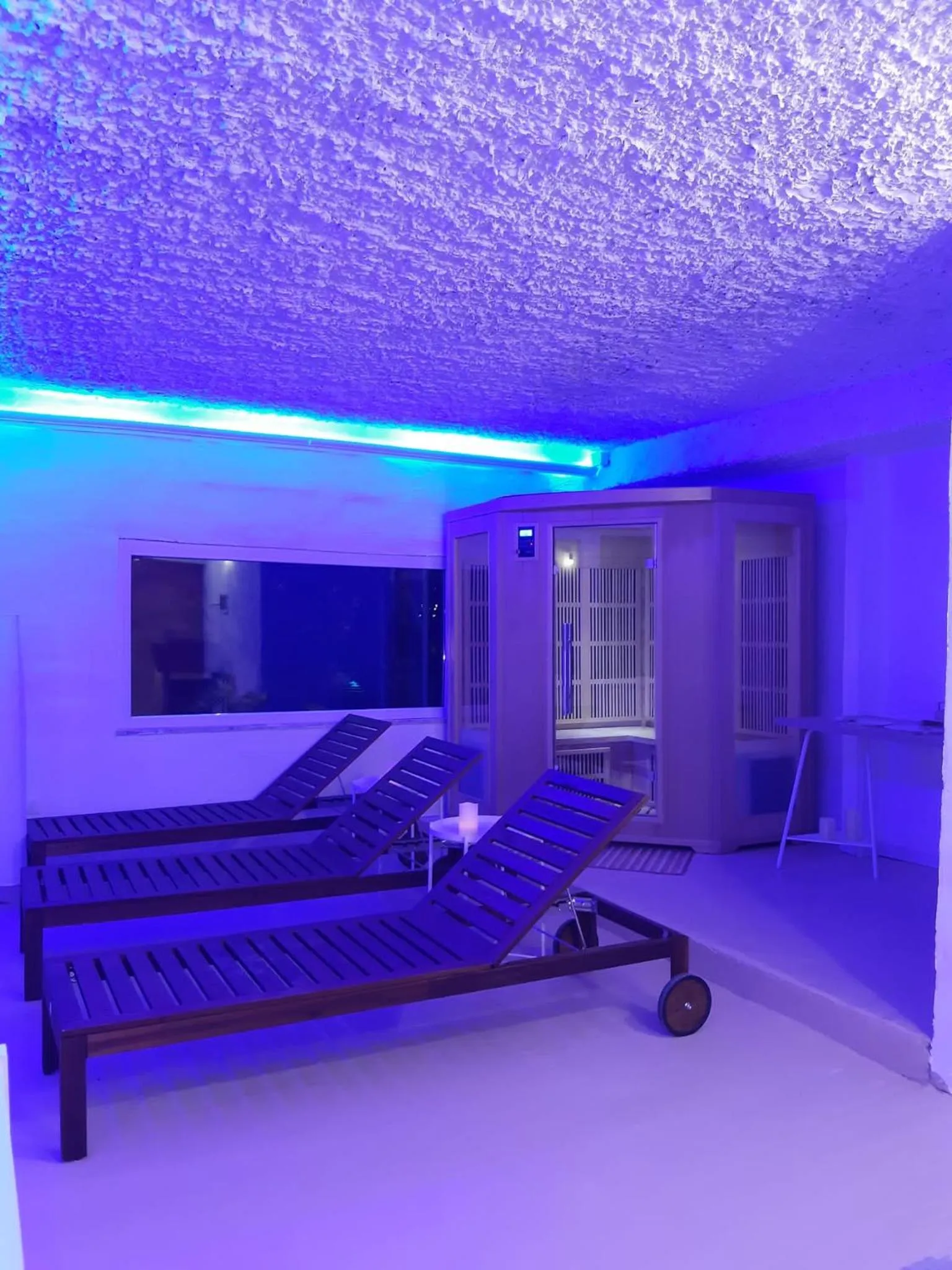 Sauna in LA GROTTA Bed and Breakfast