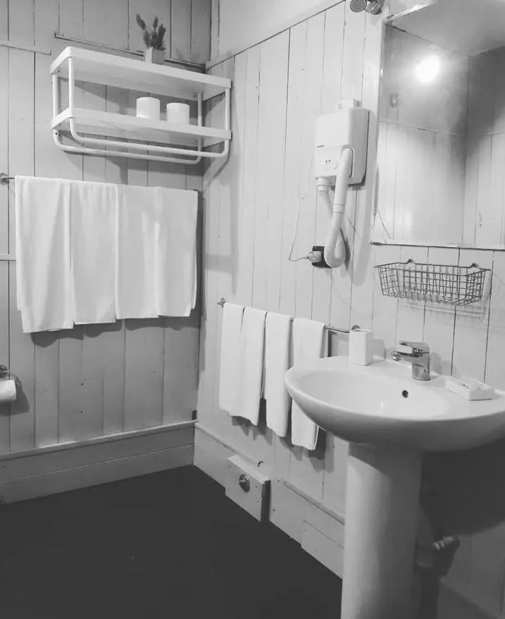 LA GROTTA Bed and Breakfast