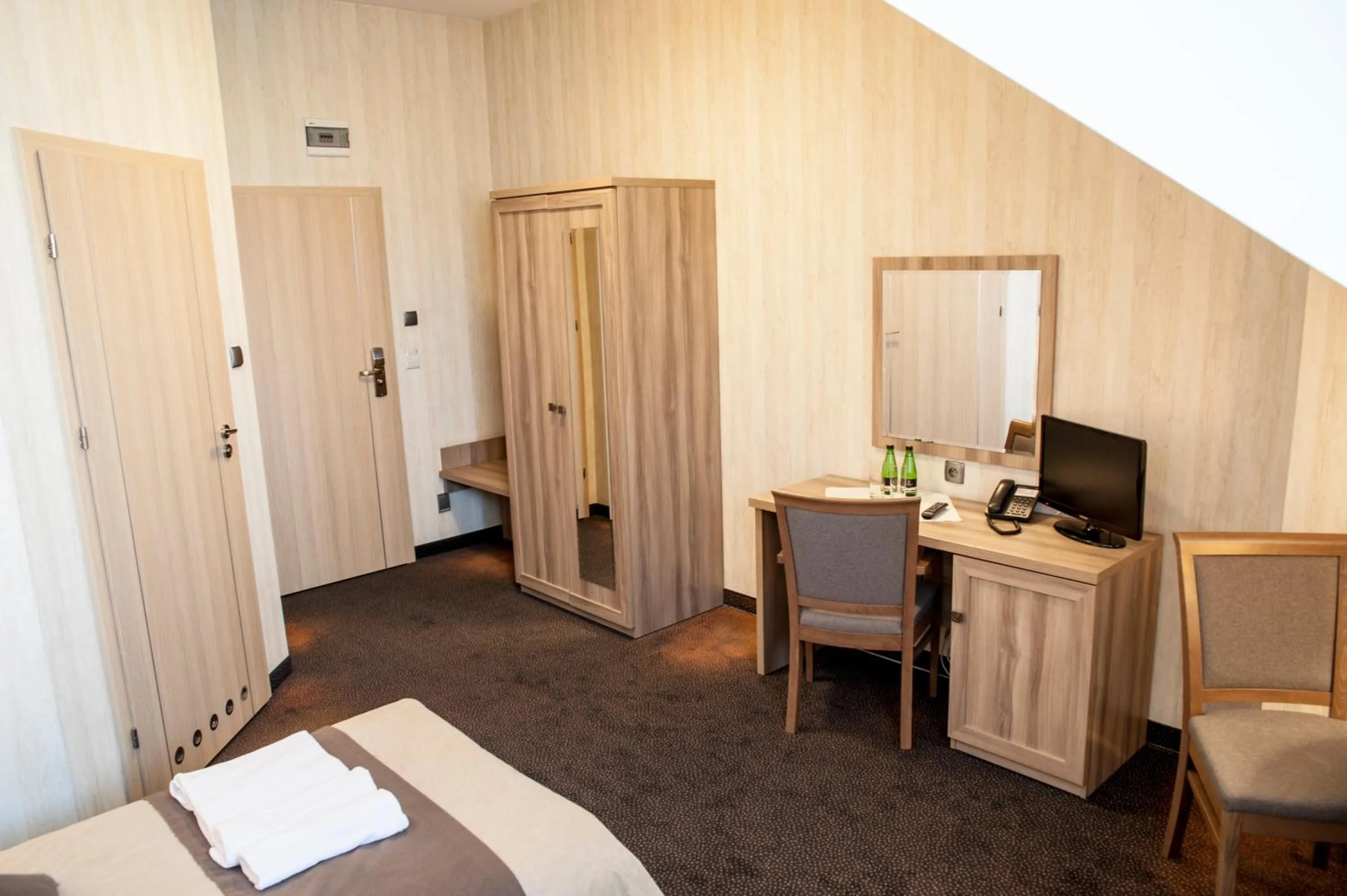 Photo of the whole room, Bed in Hotel Pod Szyszkami