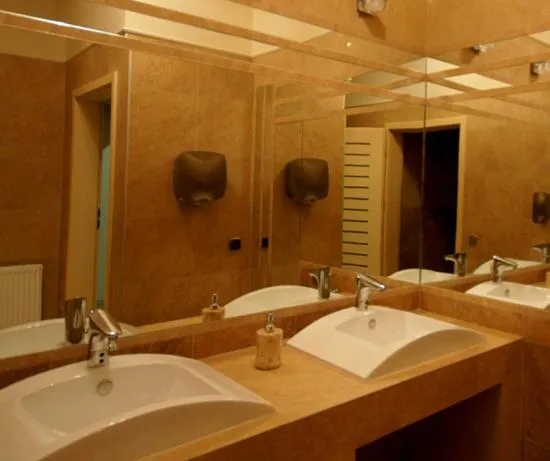 Bathroom in Hotel Hibiskus