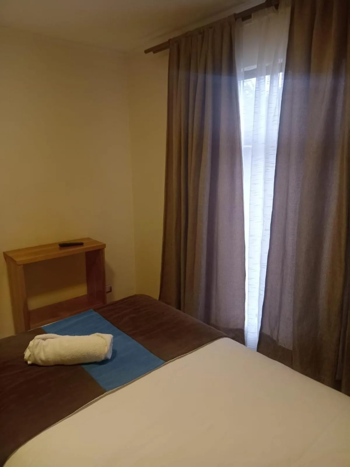 Bedroom, Bed in Hostal Doble E Patagonia