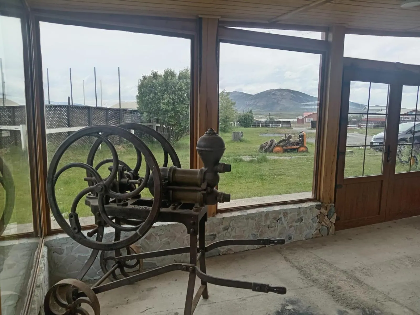 Mountain view in Hostal Doble E Patagonia