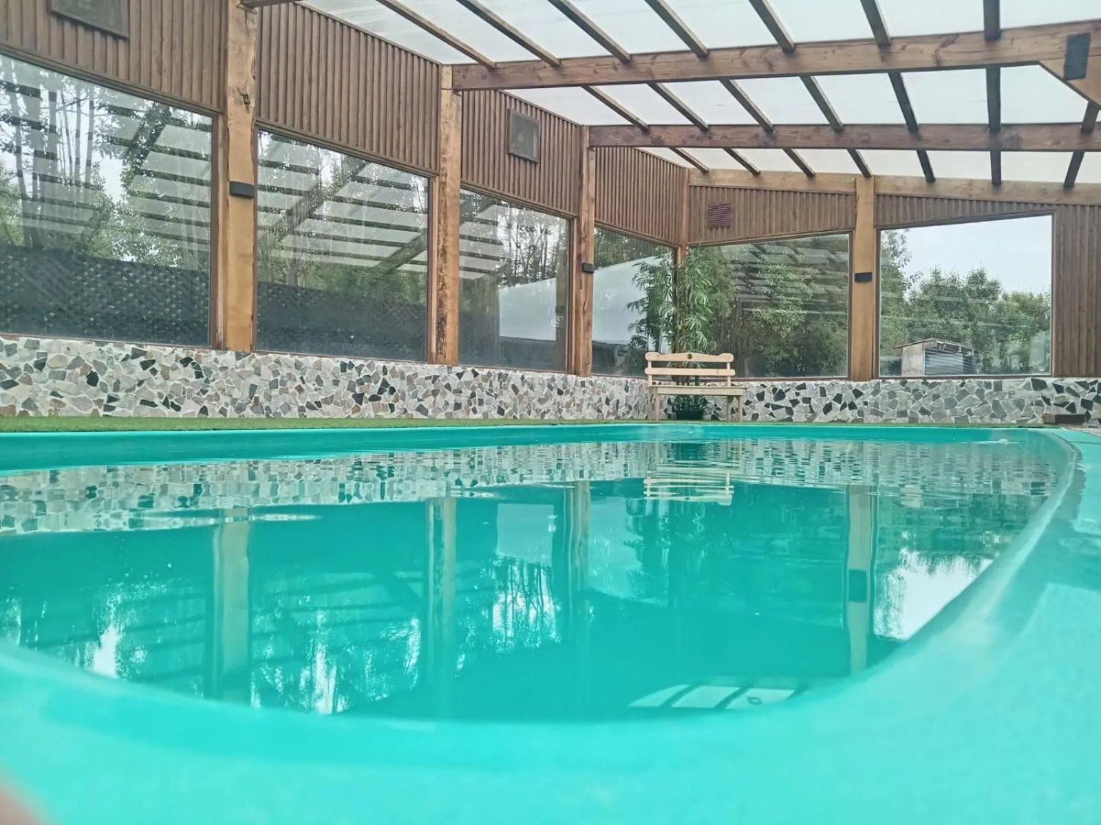 Swimming pool in Hostal Doble E Patagonia