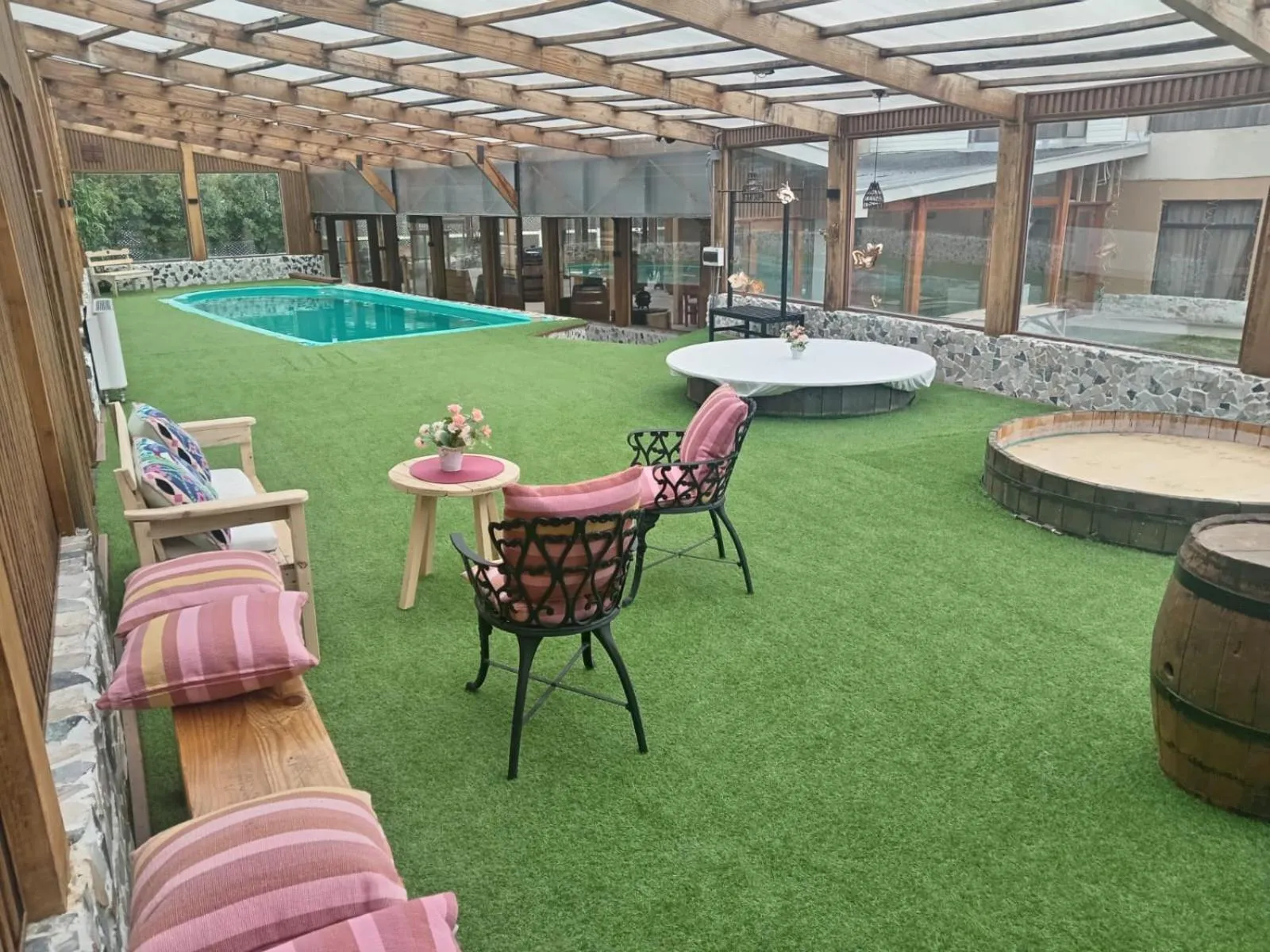 Pool view in Hostal Doble E Patagonia