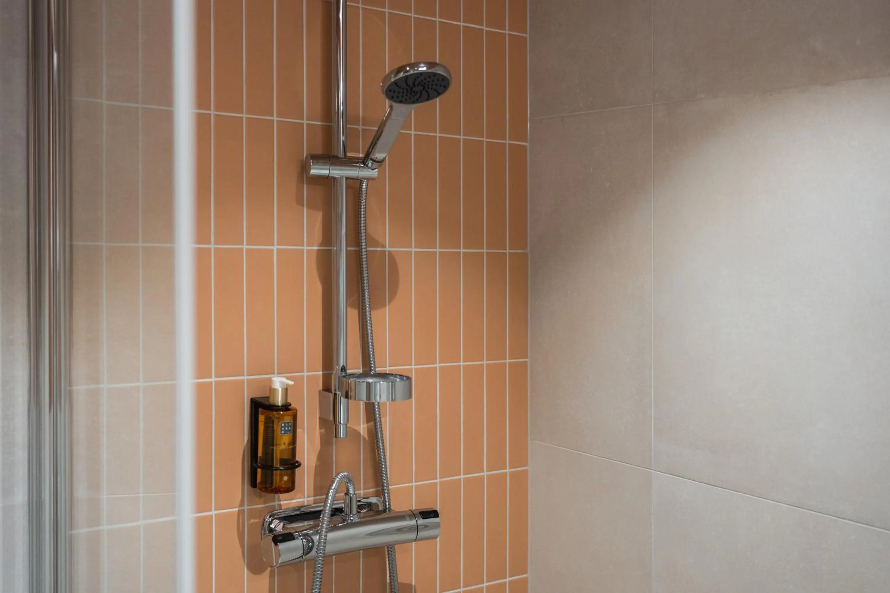 Shower in VANDER Kungsholmen, Stockholm