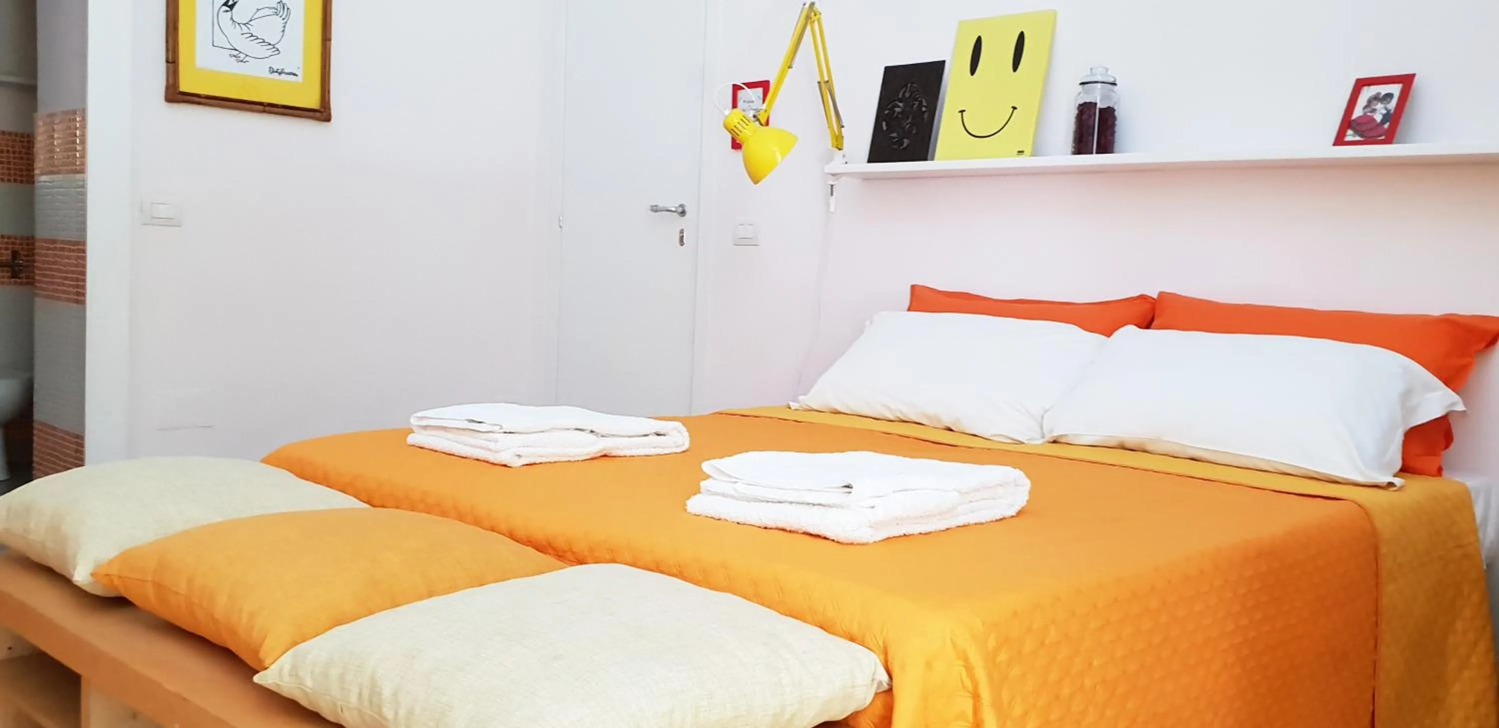 Photo of the whole room, Bed in Viky's Home B&B