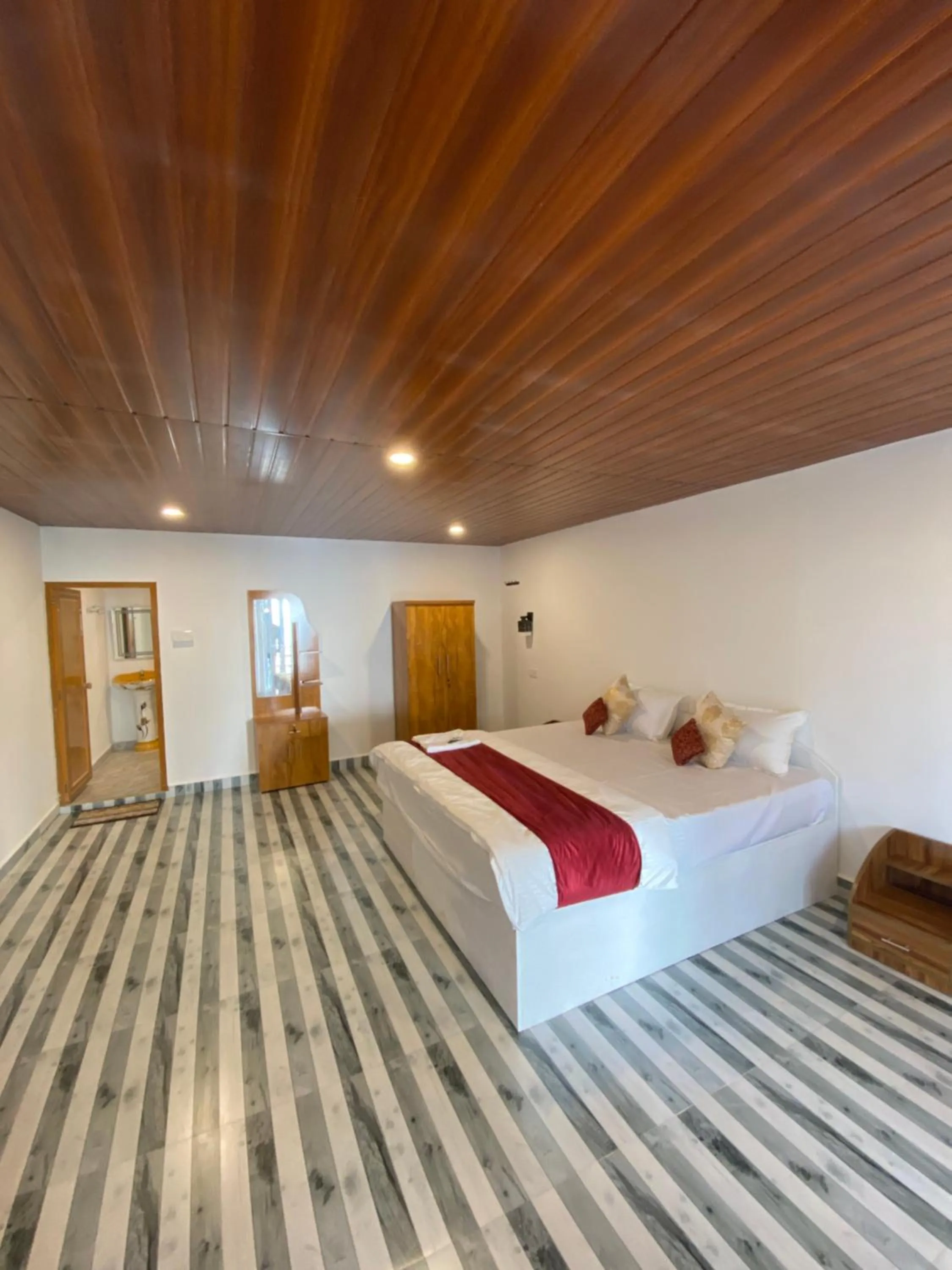 Bed in Hilltop Seaview Palolem Goa