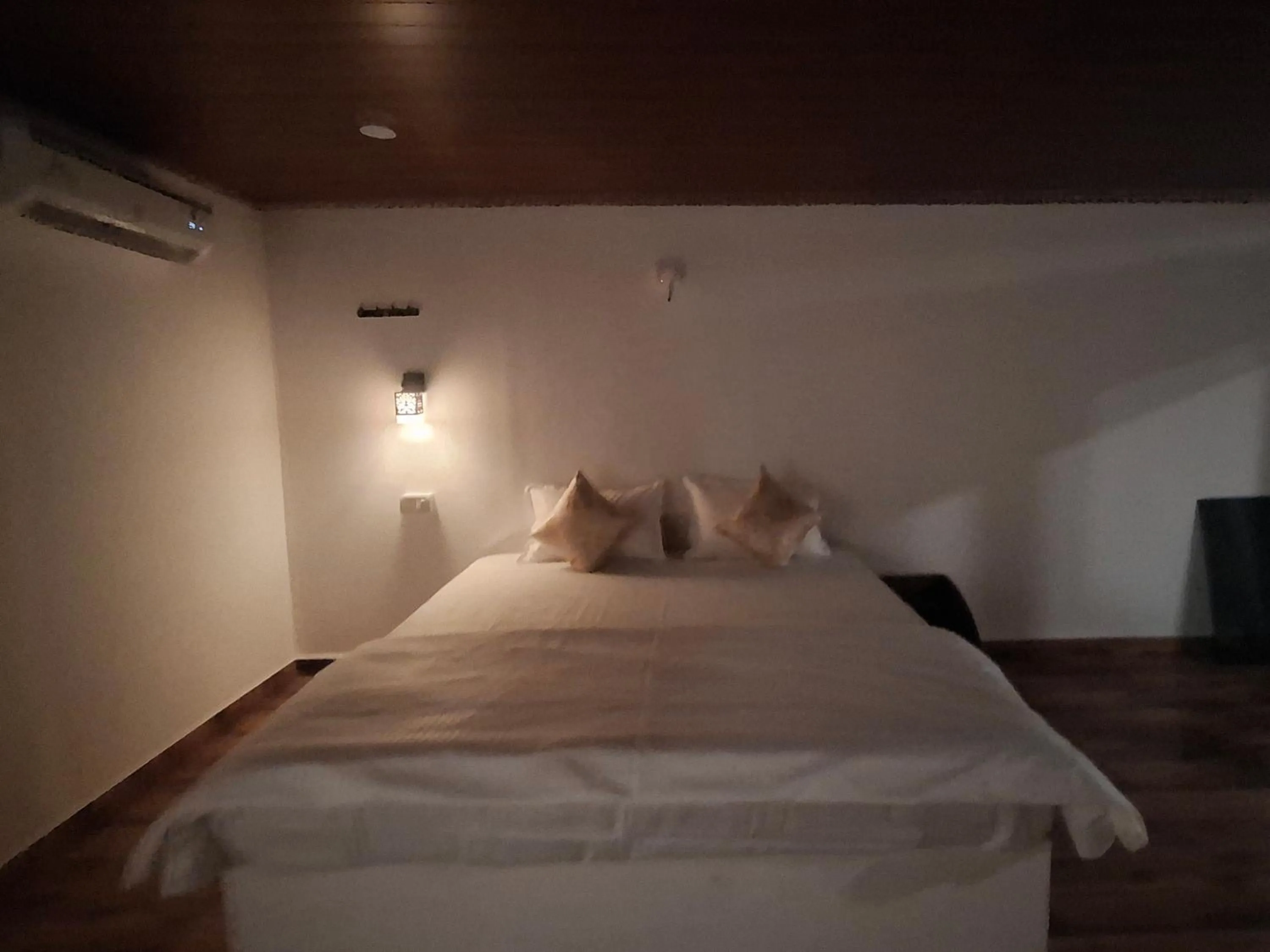 Bed in Hilltop Seaview Palolem Goa