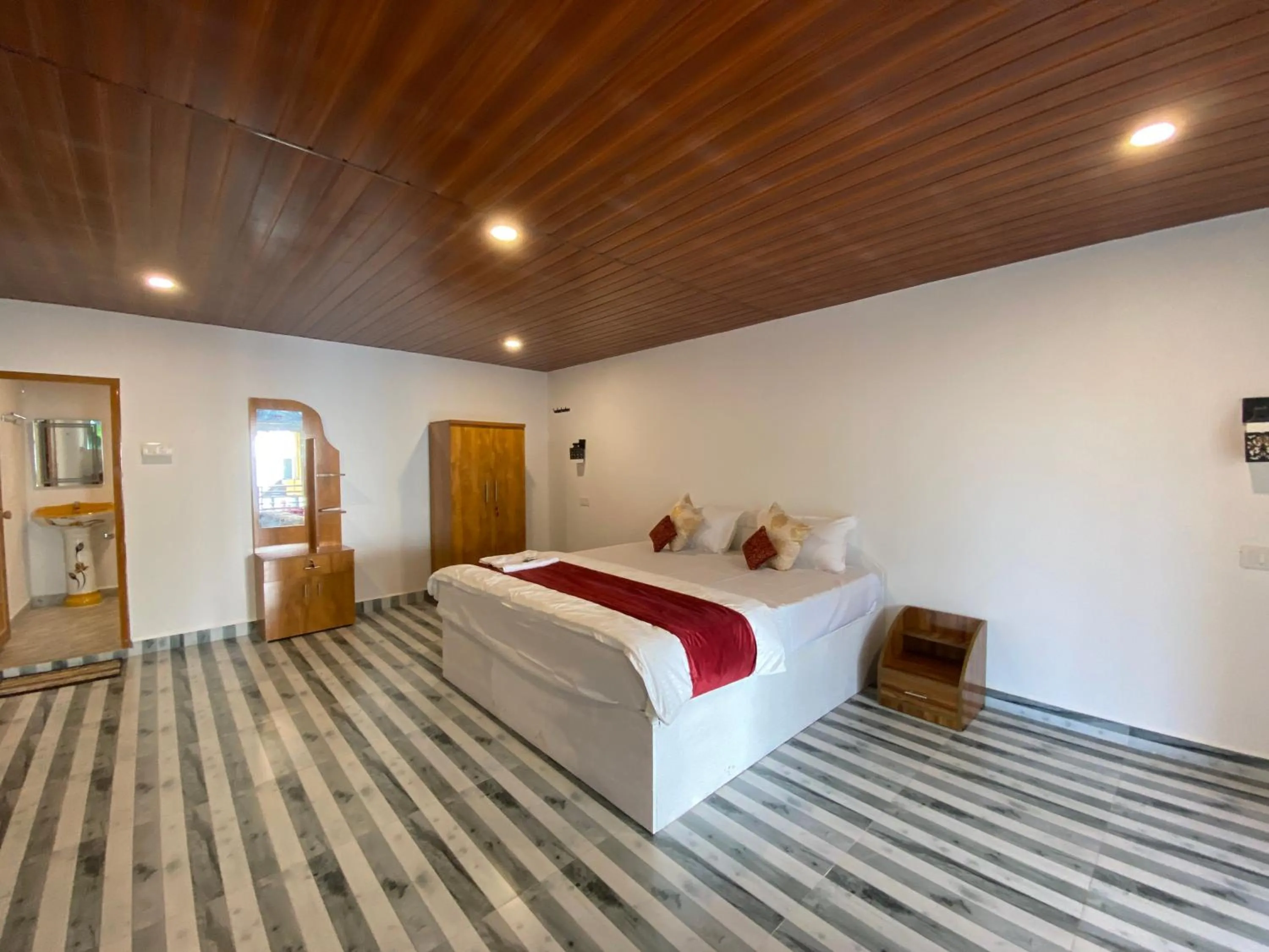 Bed in Hilltop Seaview Palolem Goa