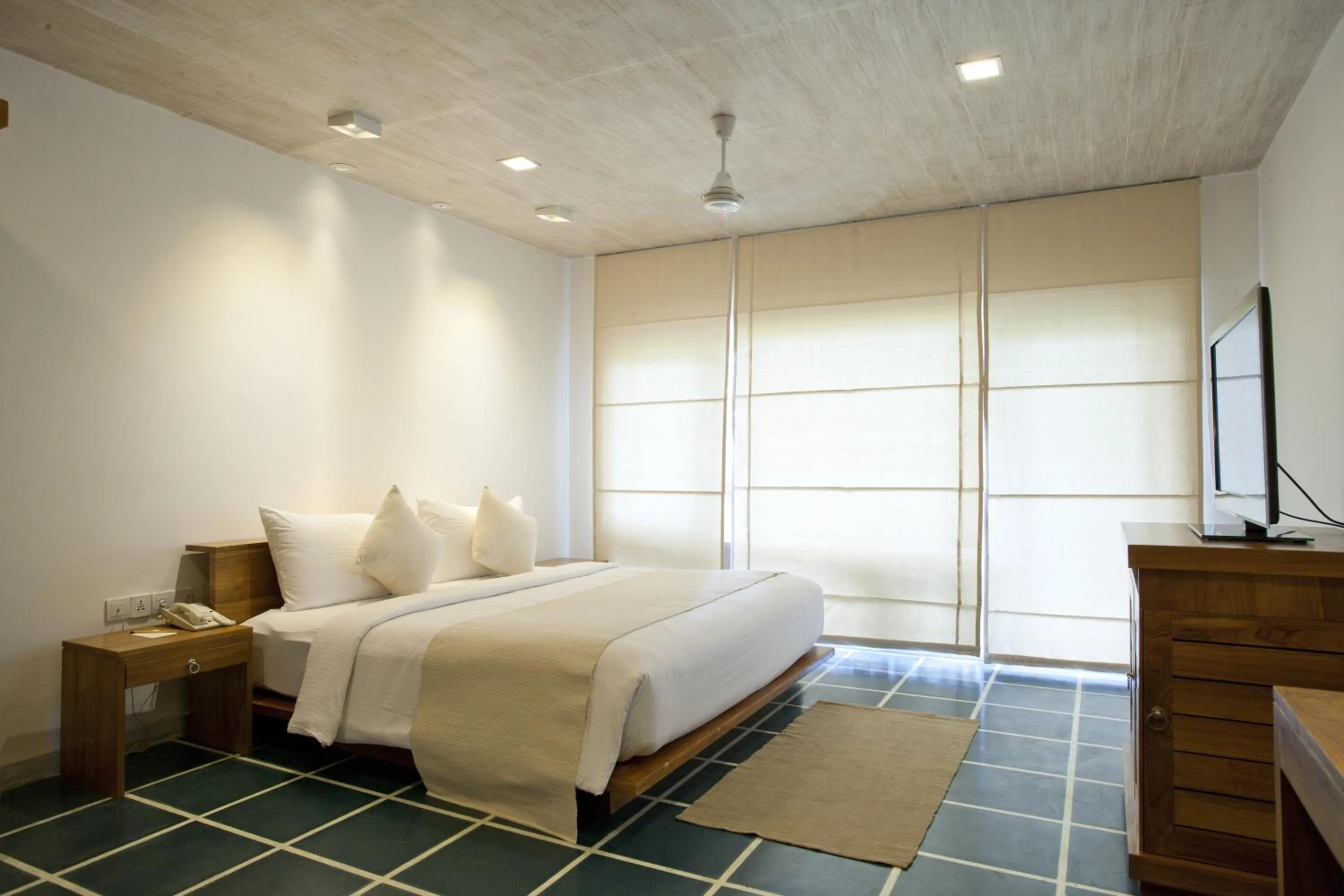 Bedroom, Bed in Jetwing Blue