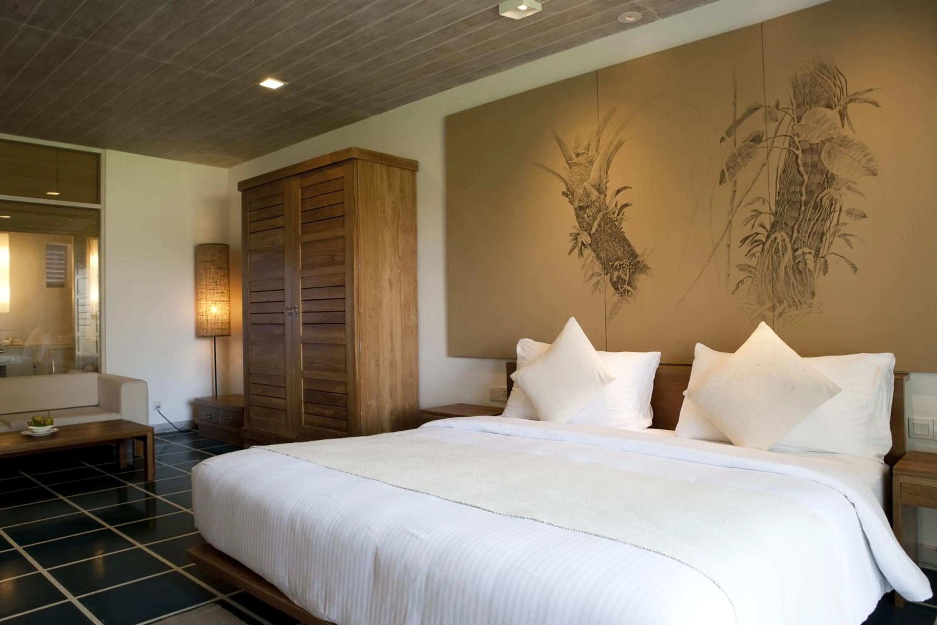 Bedroom, Bed in Jetwing Blue