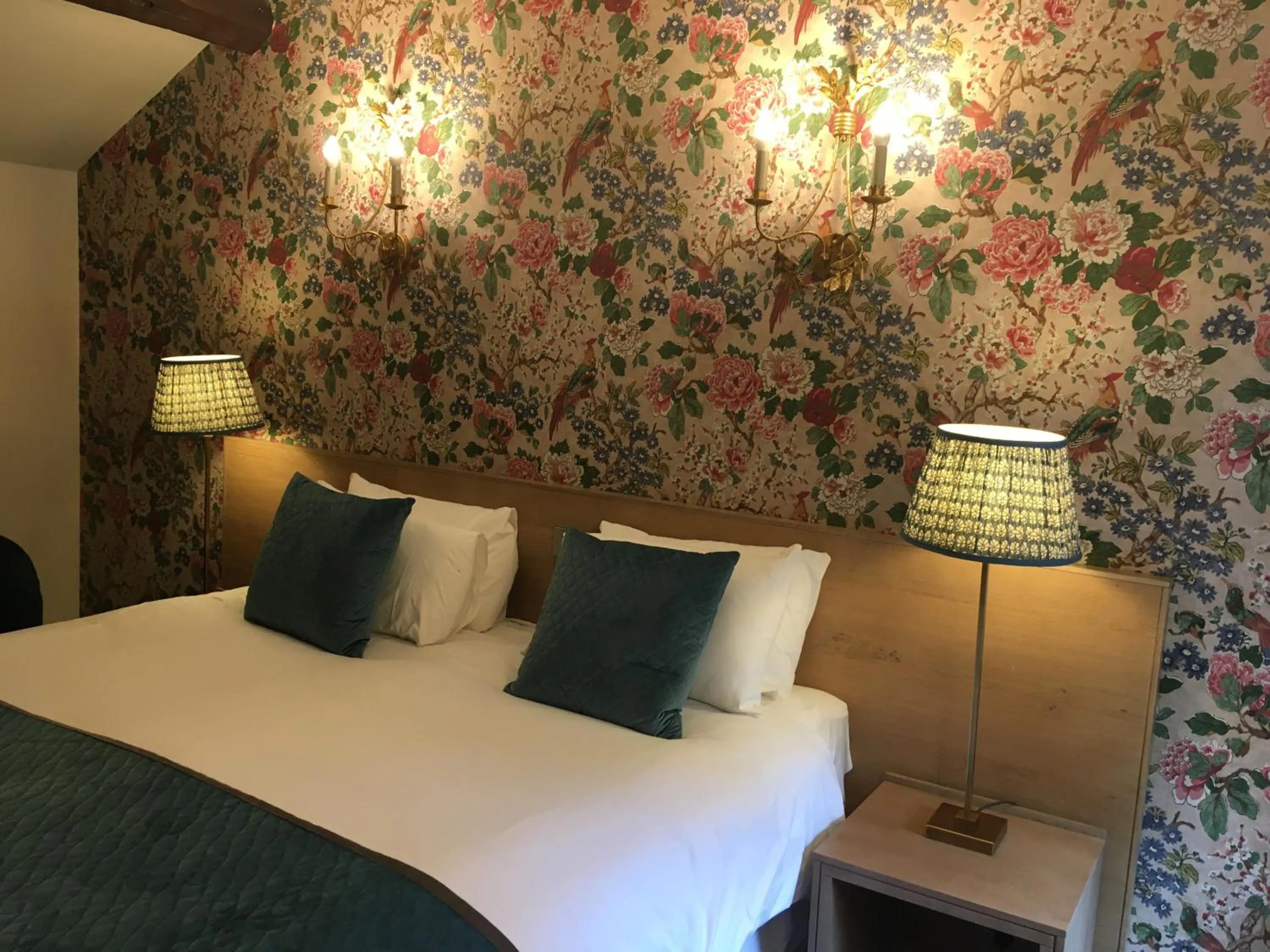 Bed in The Swan at Tarporley