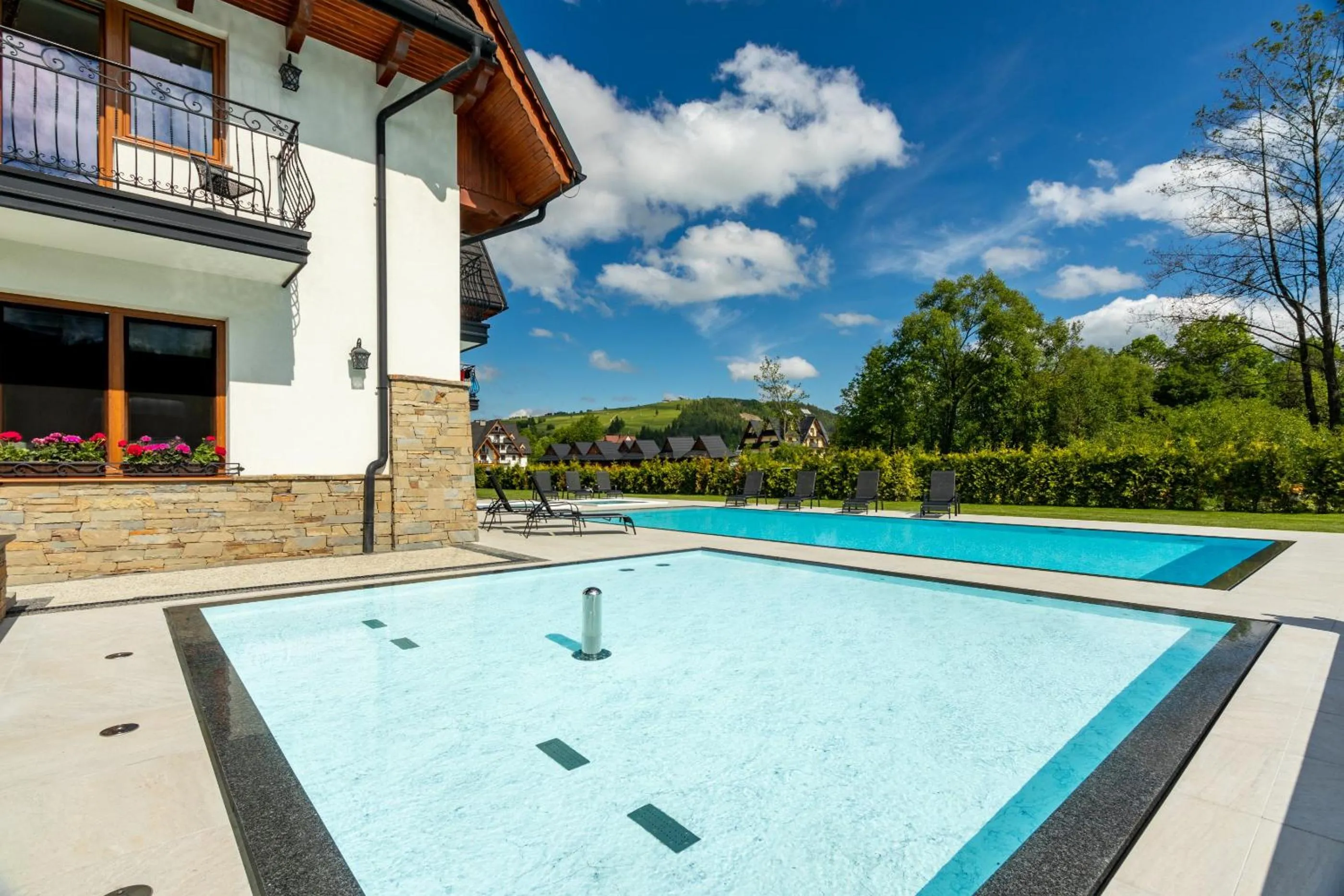 Swimming pool in Hotel Bystra