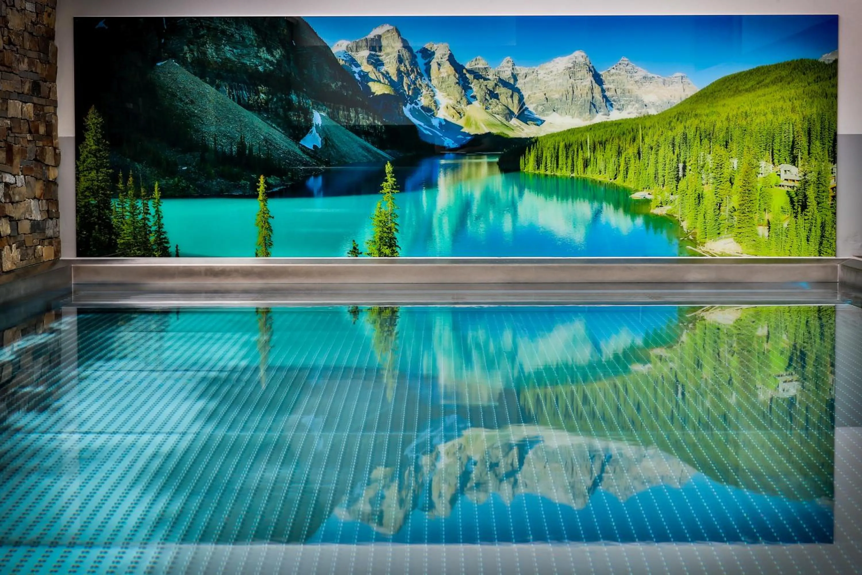 Swimming pool in Hotel Bystra