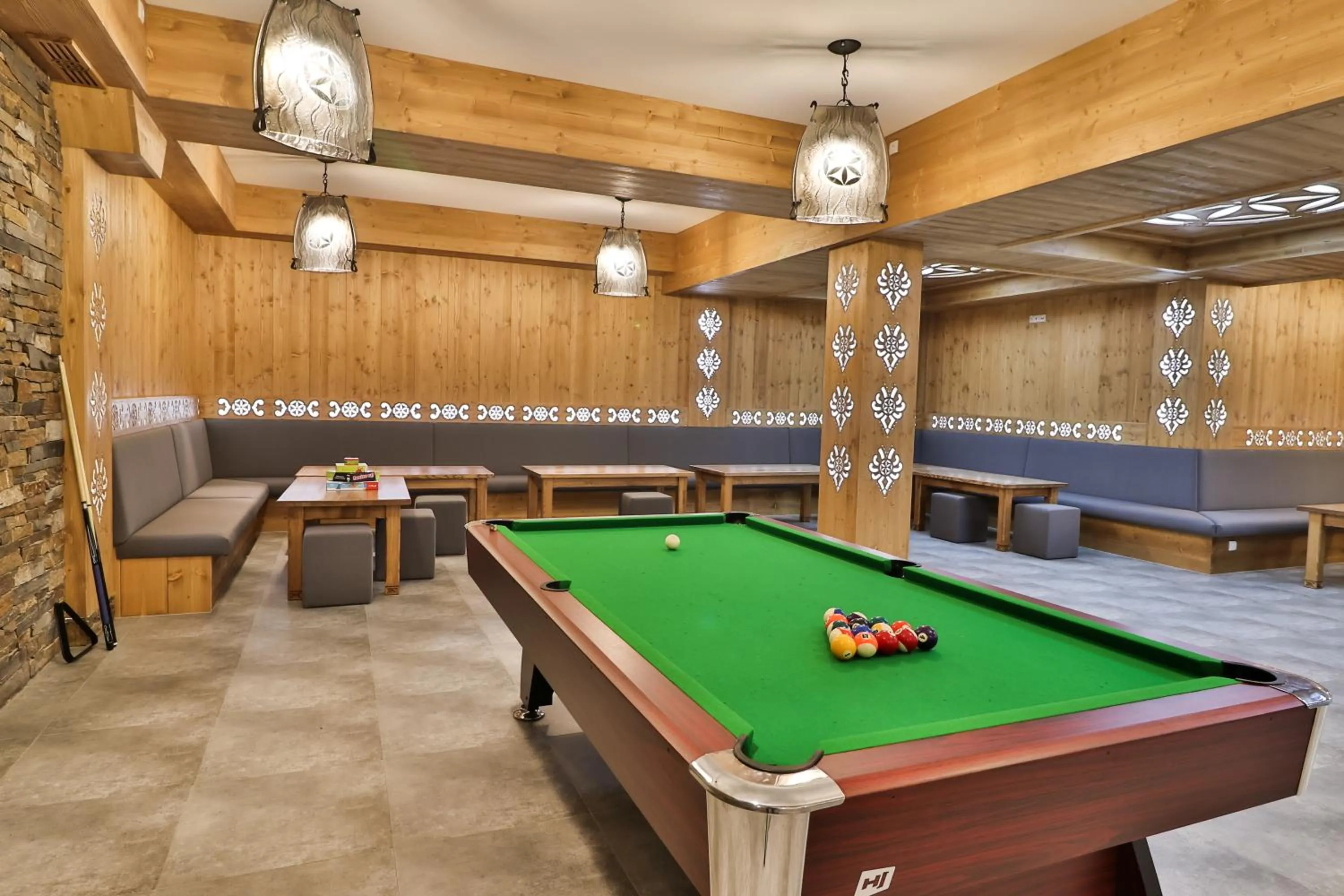 Communal lounge/ TV room in Hotel Bystra