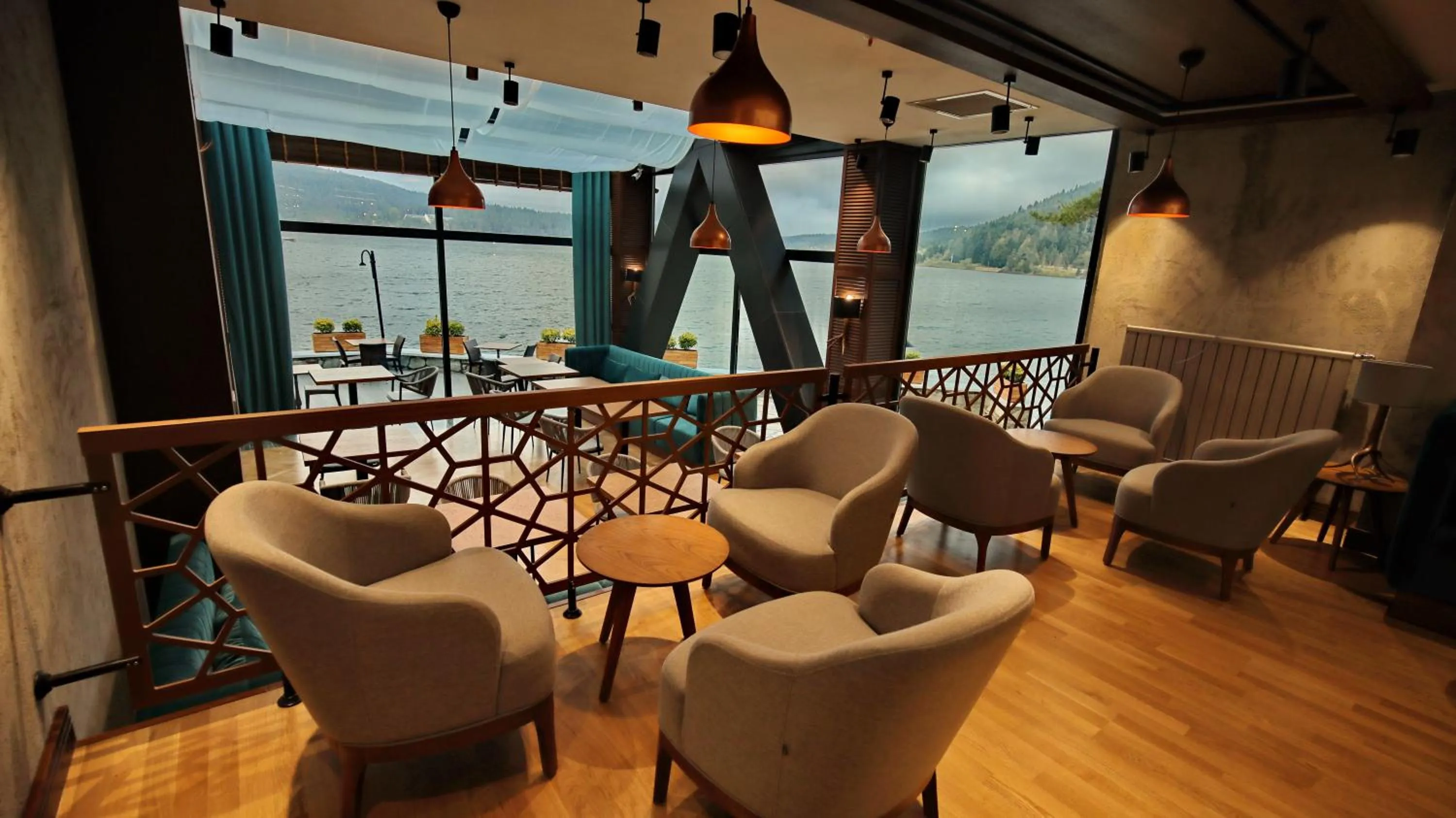 Restaurant/places to eat in Abant Kosk Oteli