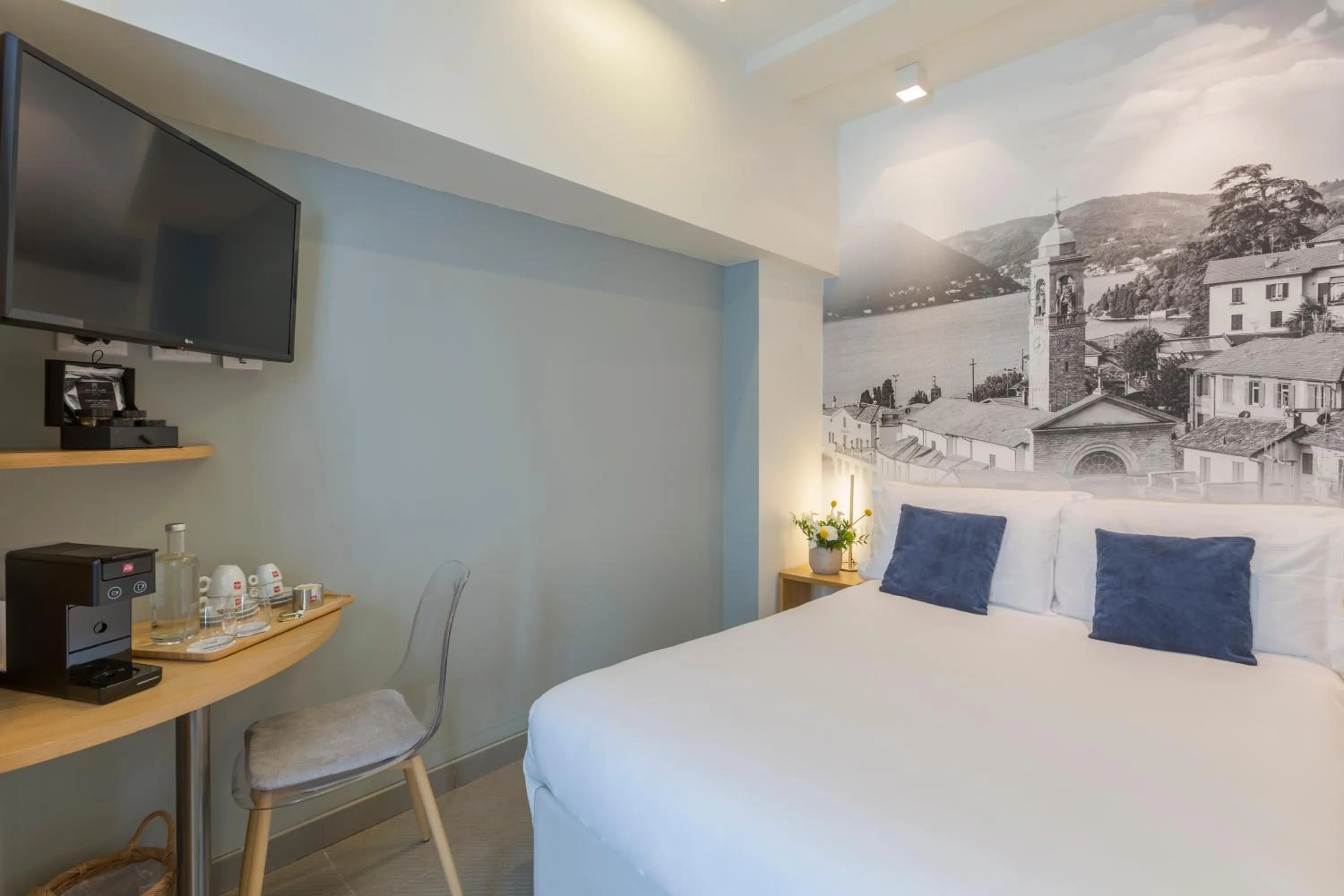 Bed in Avenue Boutique Hotel