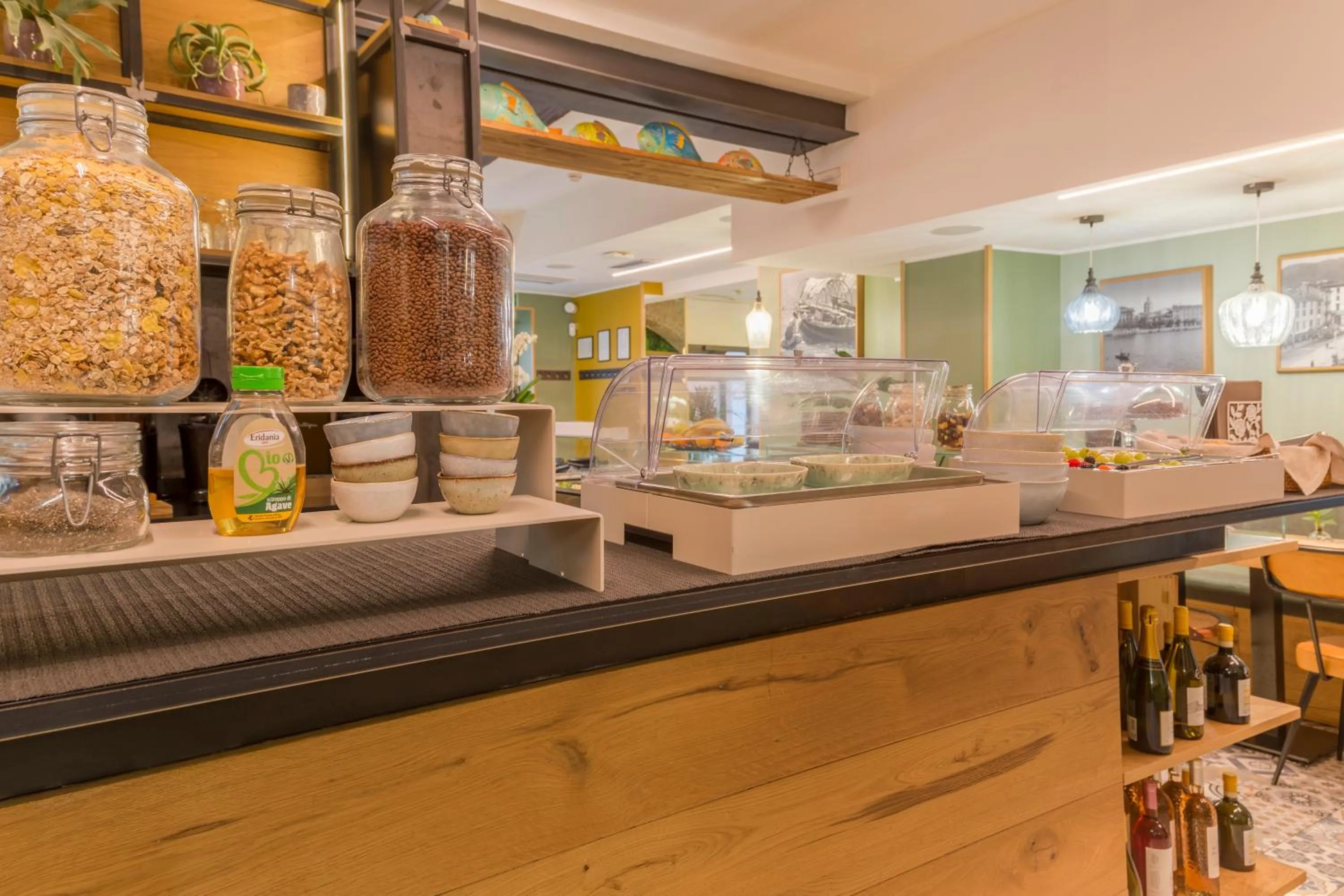 Breakfast in Avenue Boutique Hotel