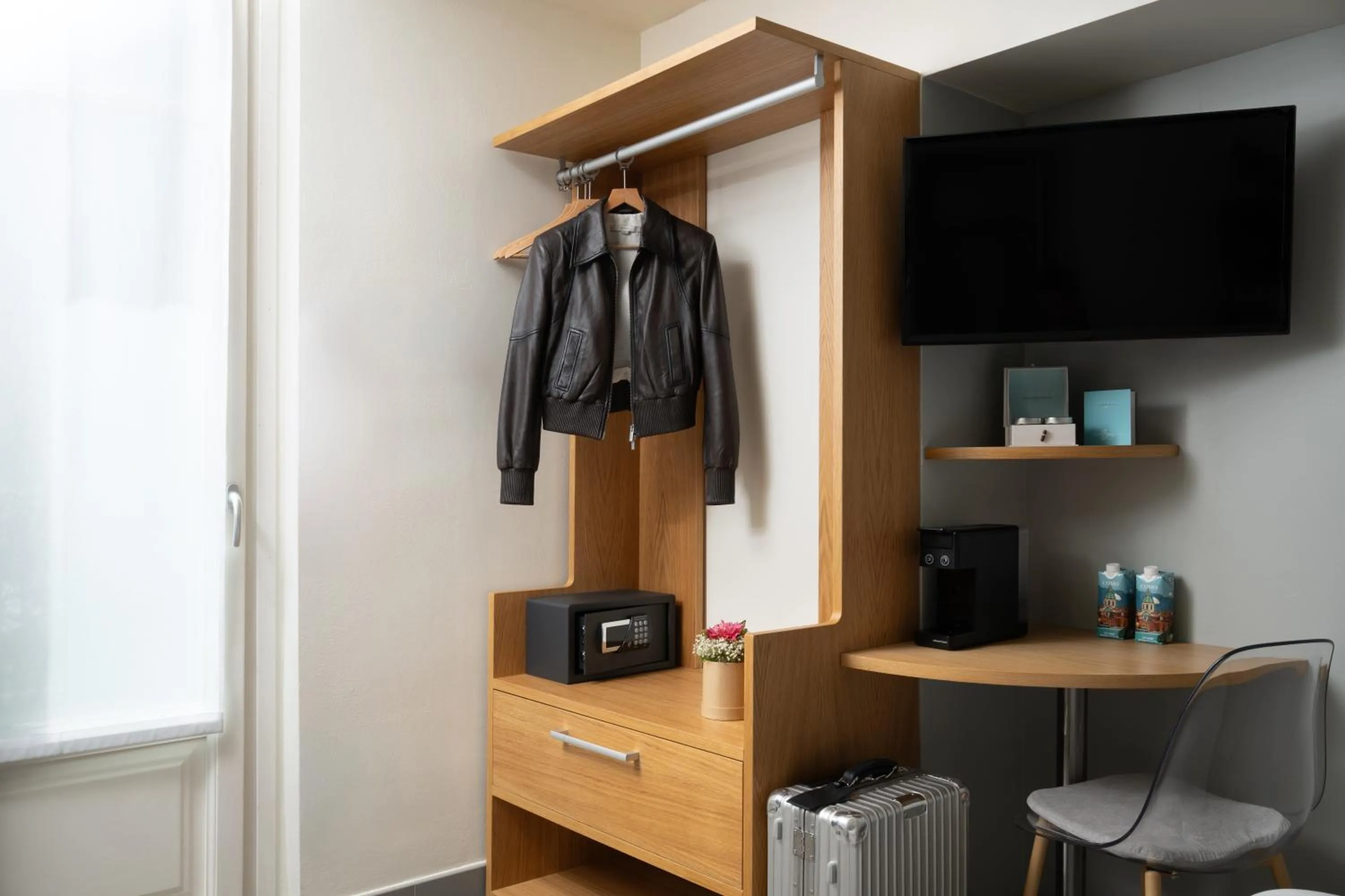 locker in Avenue Boutique Hotel