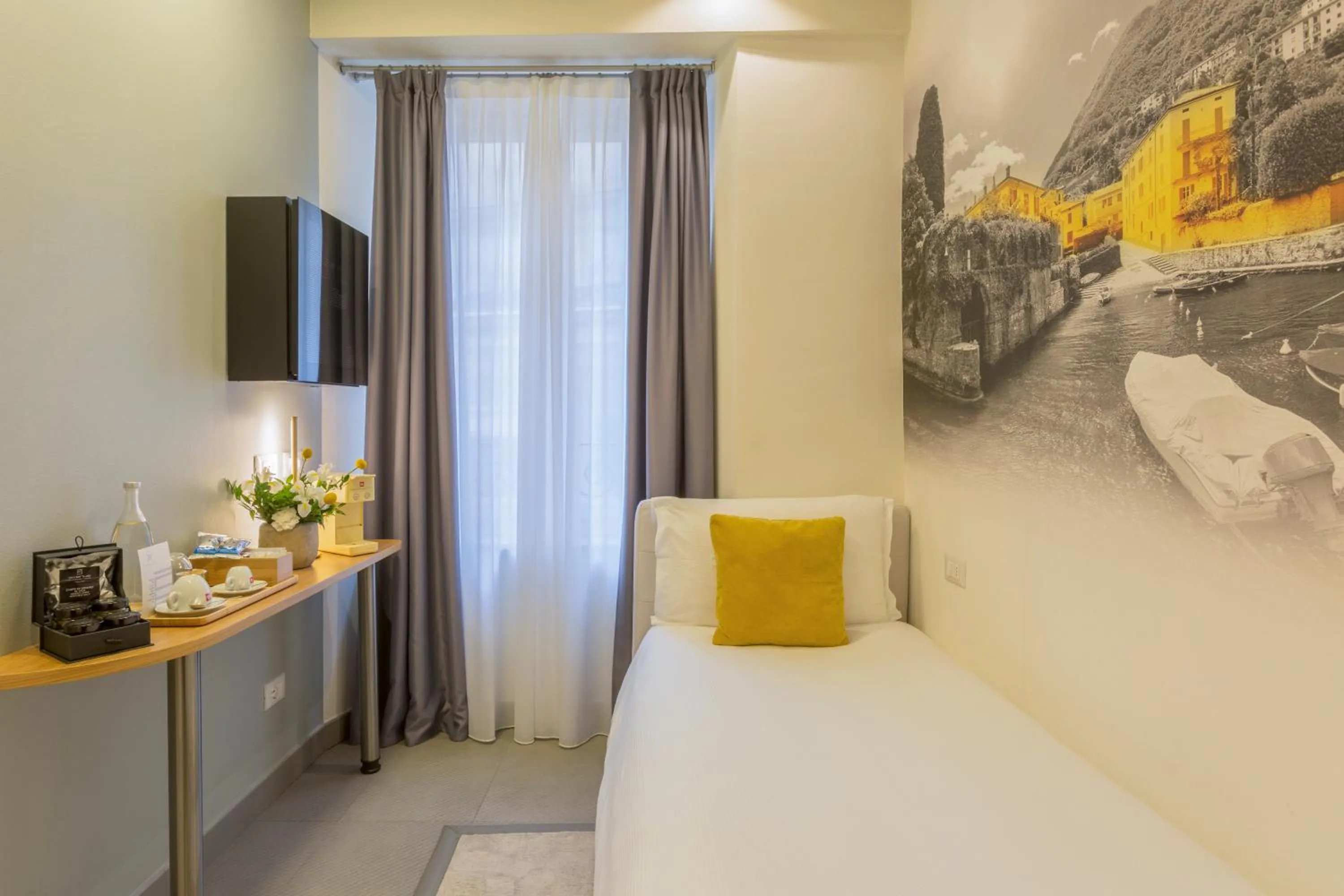 Decorative detail, Bed in Avenue Boutique Hotel