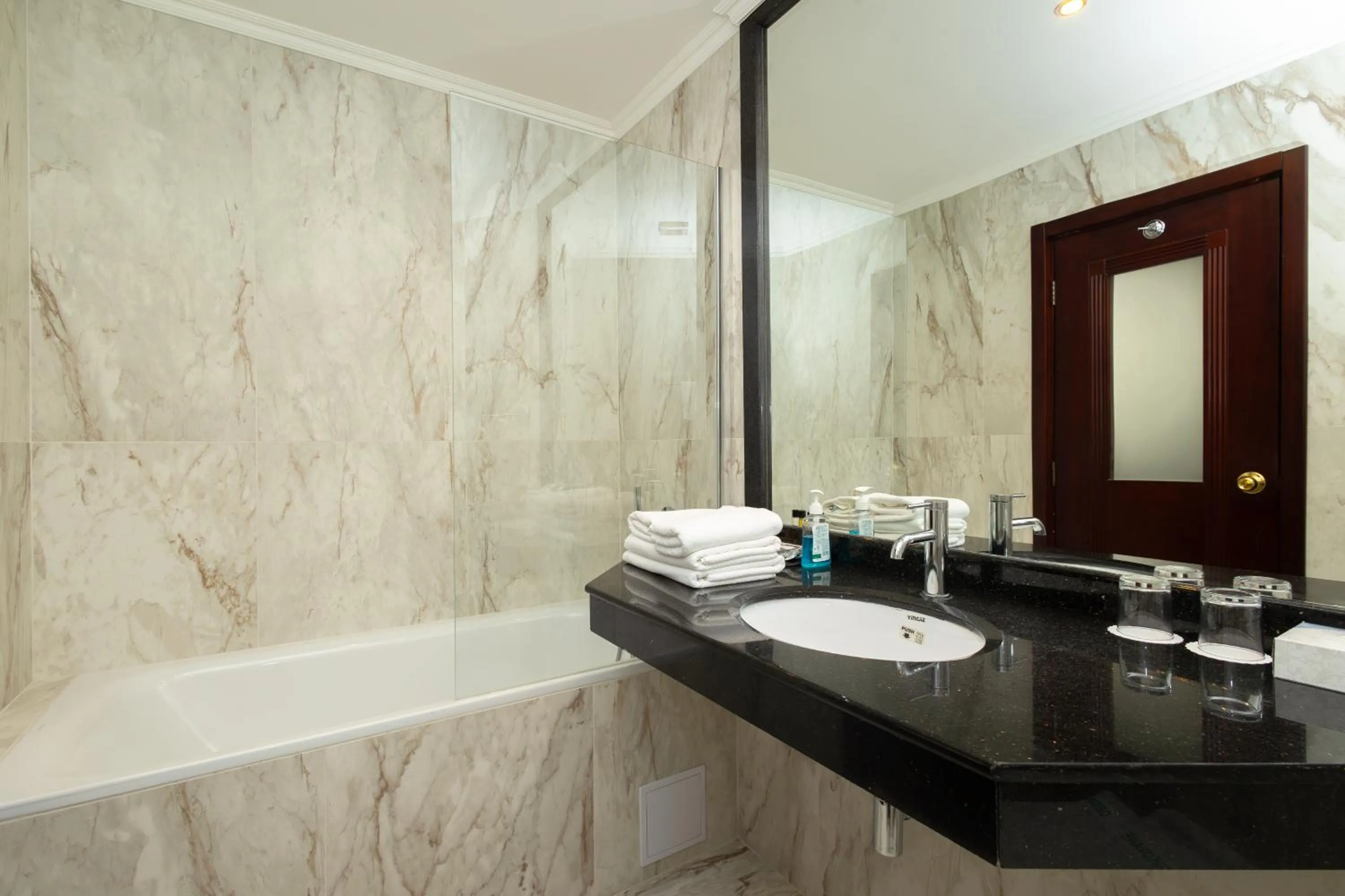 Bathroom in Grand Hotel Sole