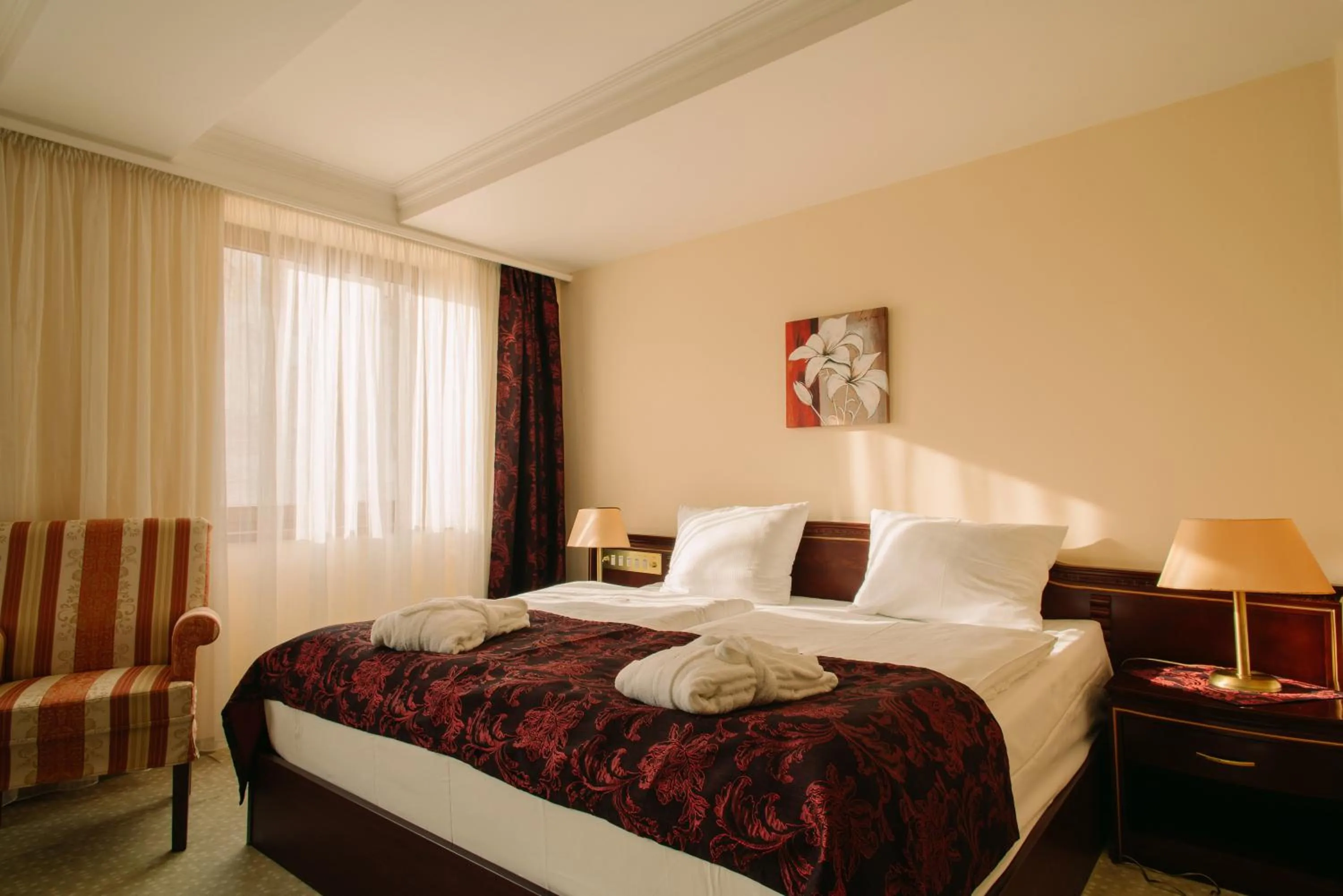 Bedroom, Bed in Grand Hotel Sole