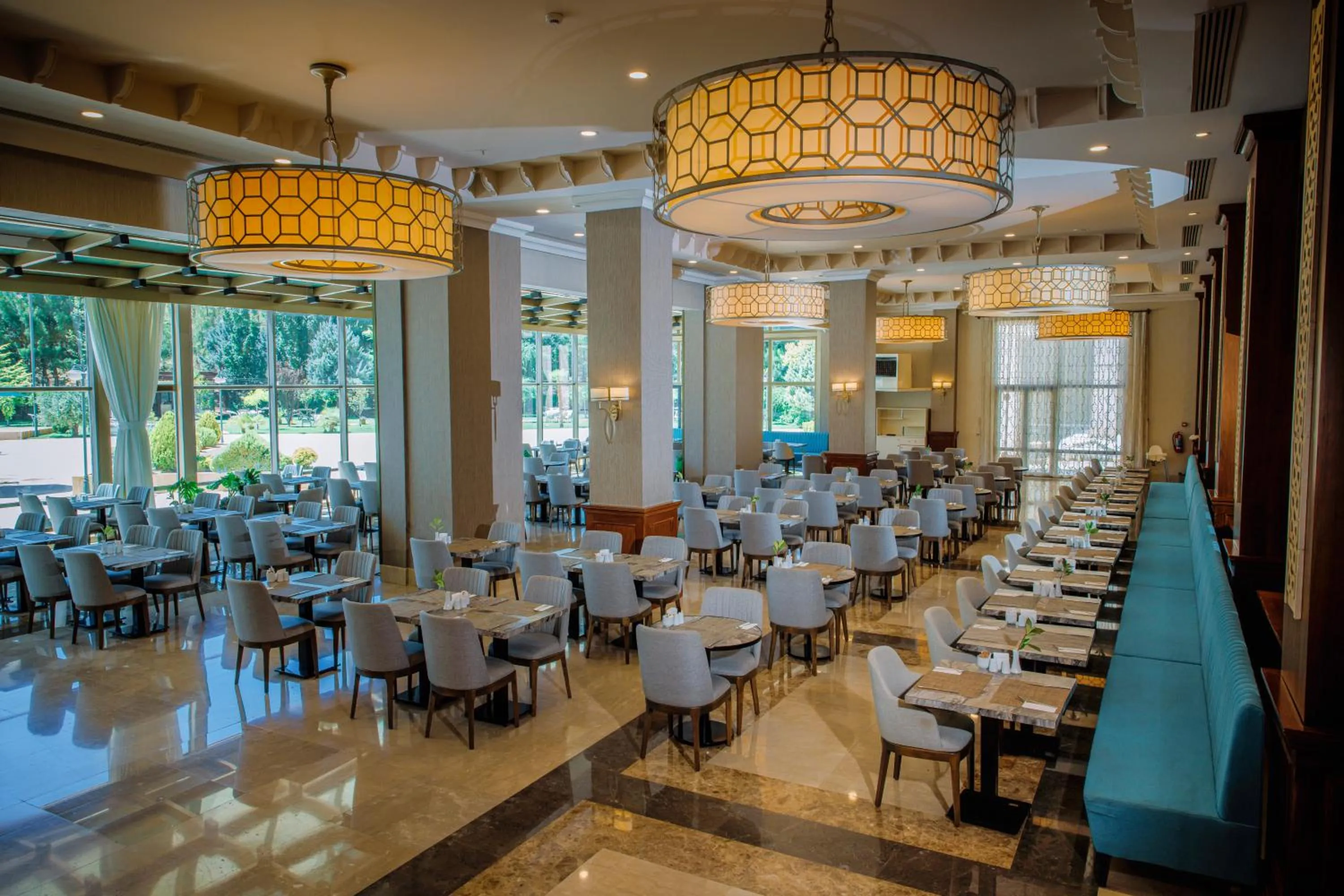 Restaurant/places to eat in Ramada Plaza by Wyndham Mardin