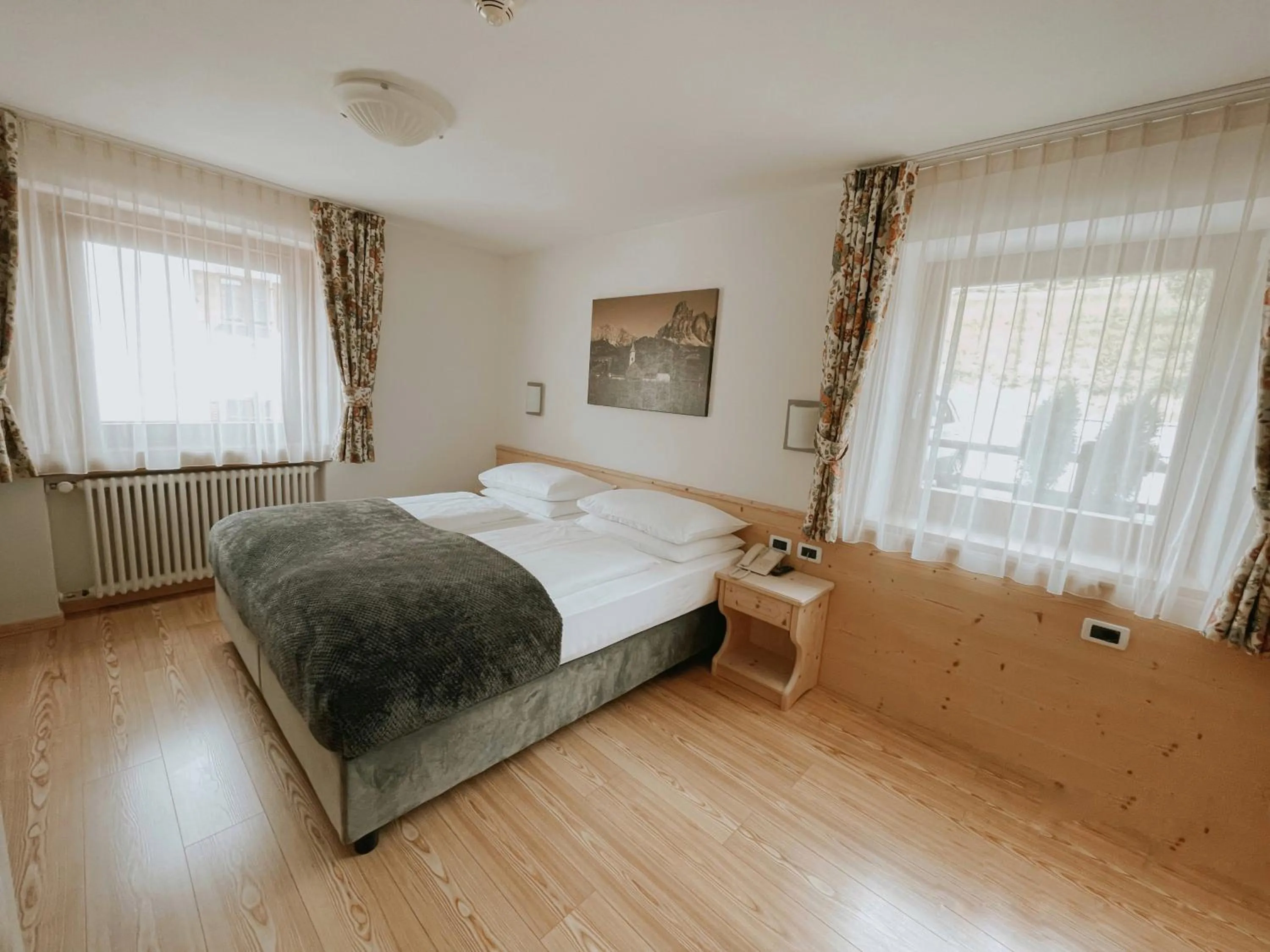 Bedroom, Bed in Hotel Pradat