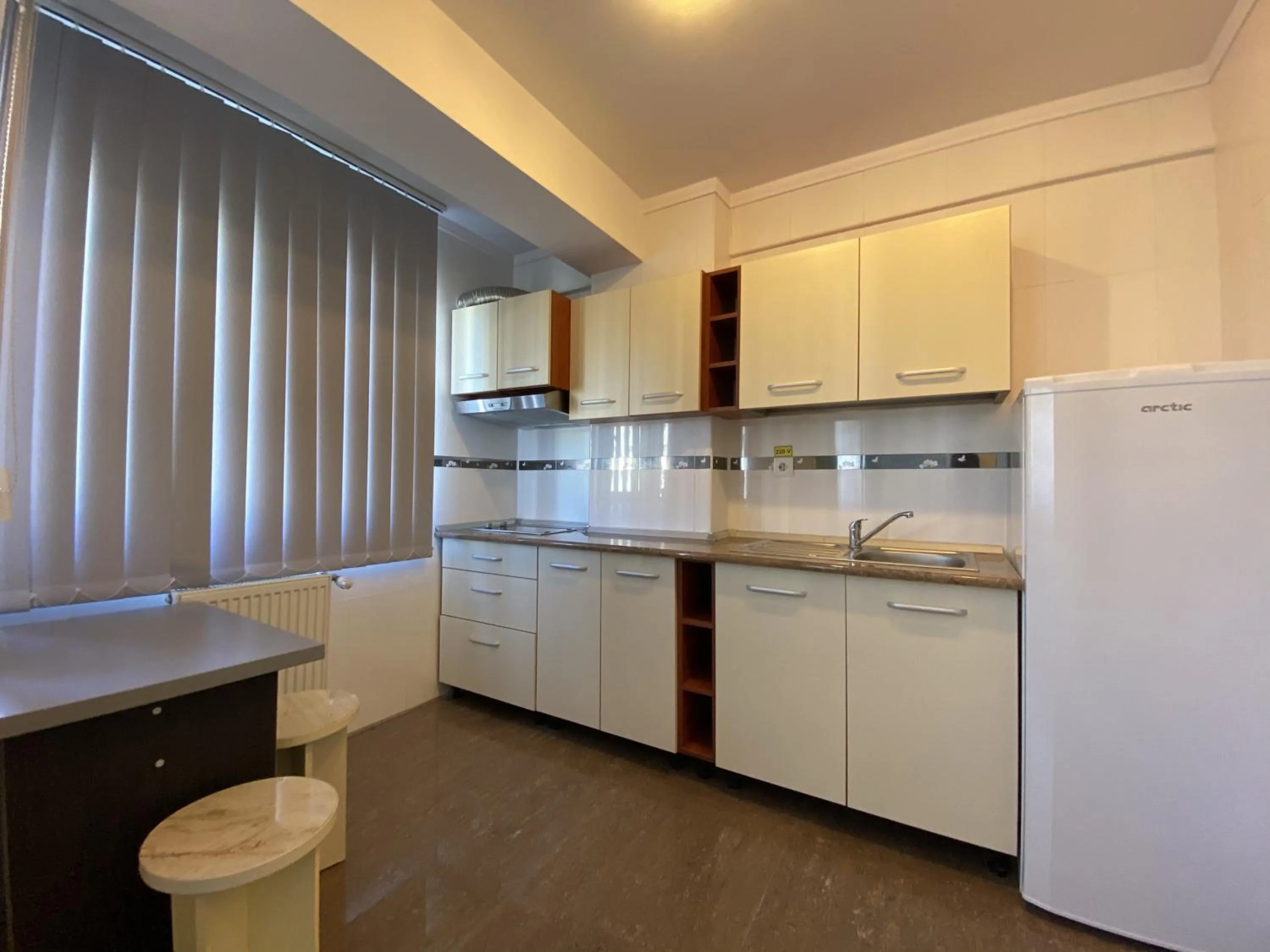 Kitchen or kitchenette in Lira Pacific Aparthotel