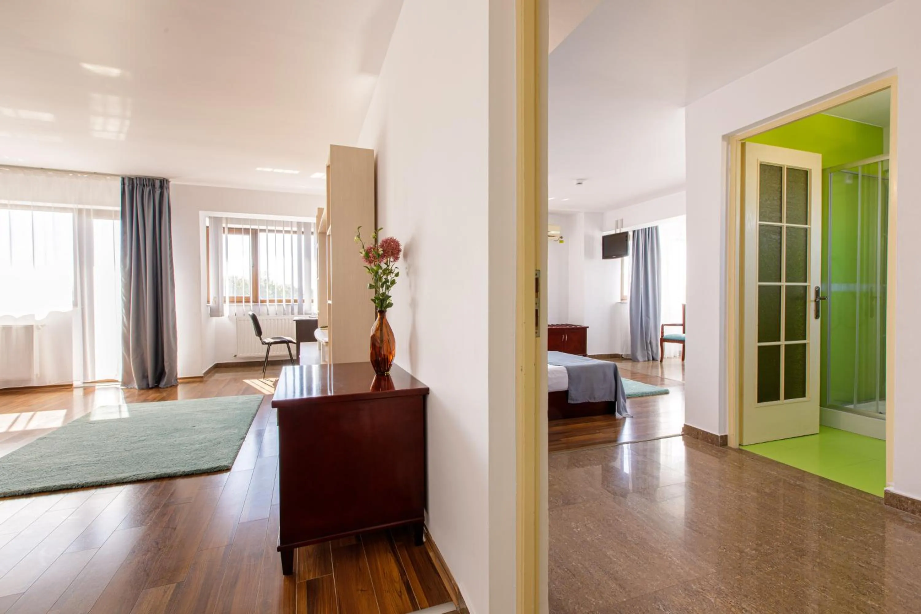 Photo of the whole room, Bed in Lira Pacific Aparthotel