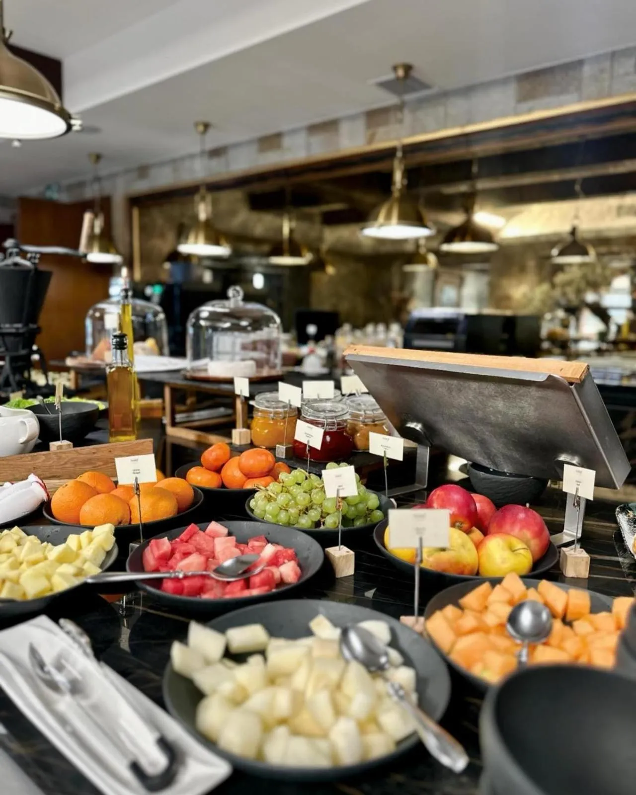 Buffet breakfast in Hotel Seidorf