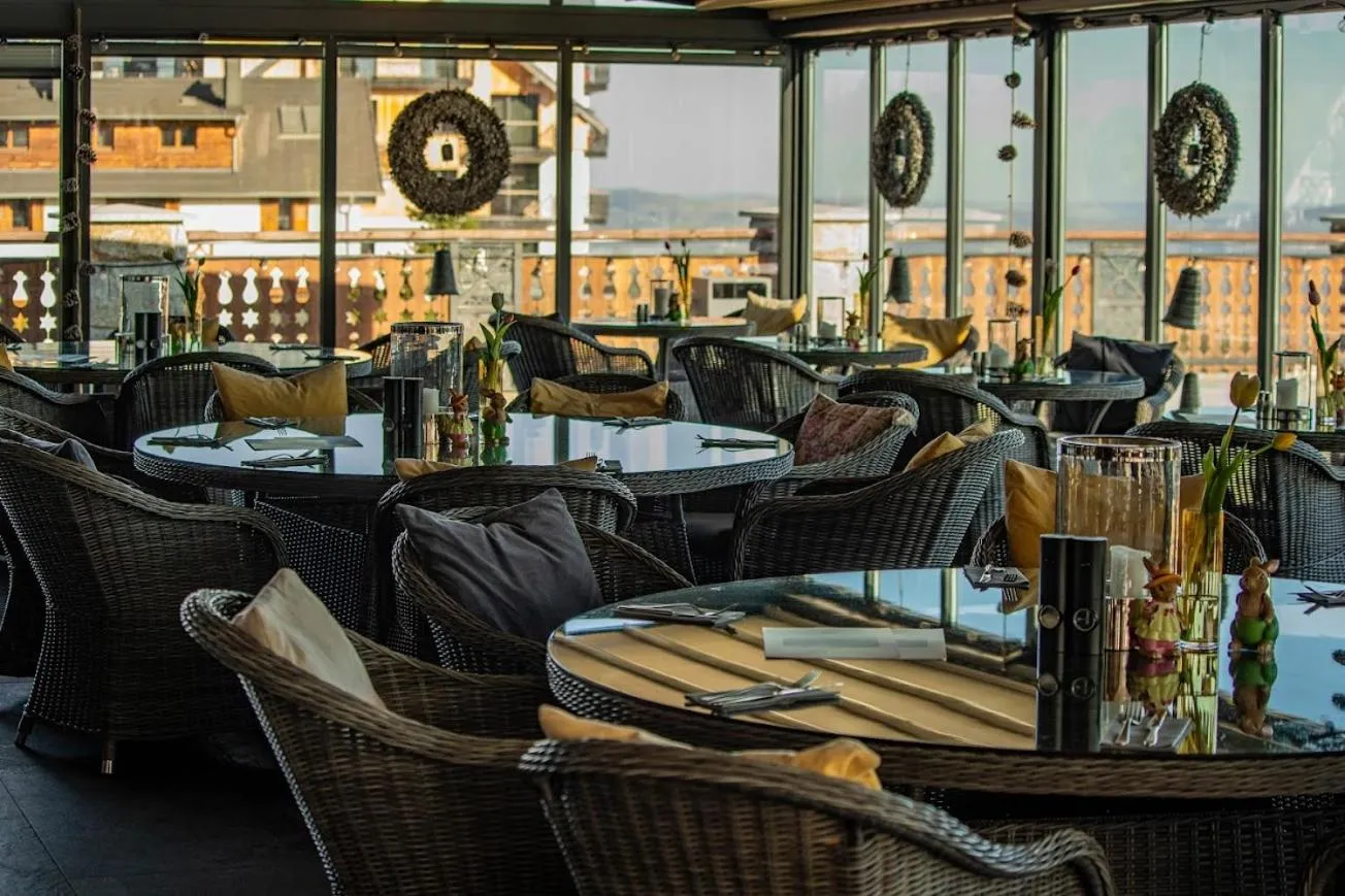 Restaurant/places to eat in Hotel Seidorf