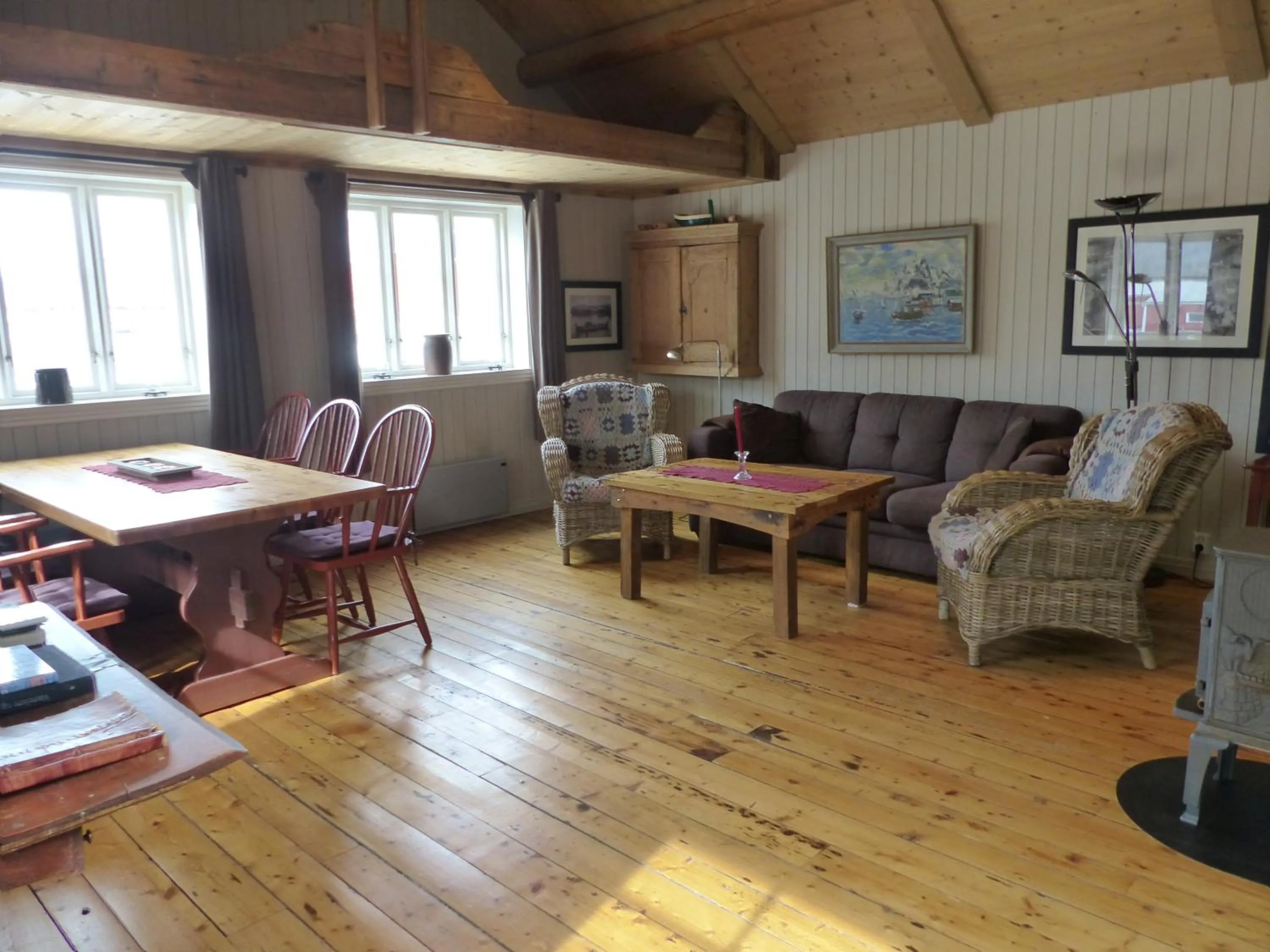 Living room in Reine Rorbuer - by Classic Norway Hotels