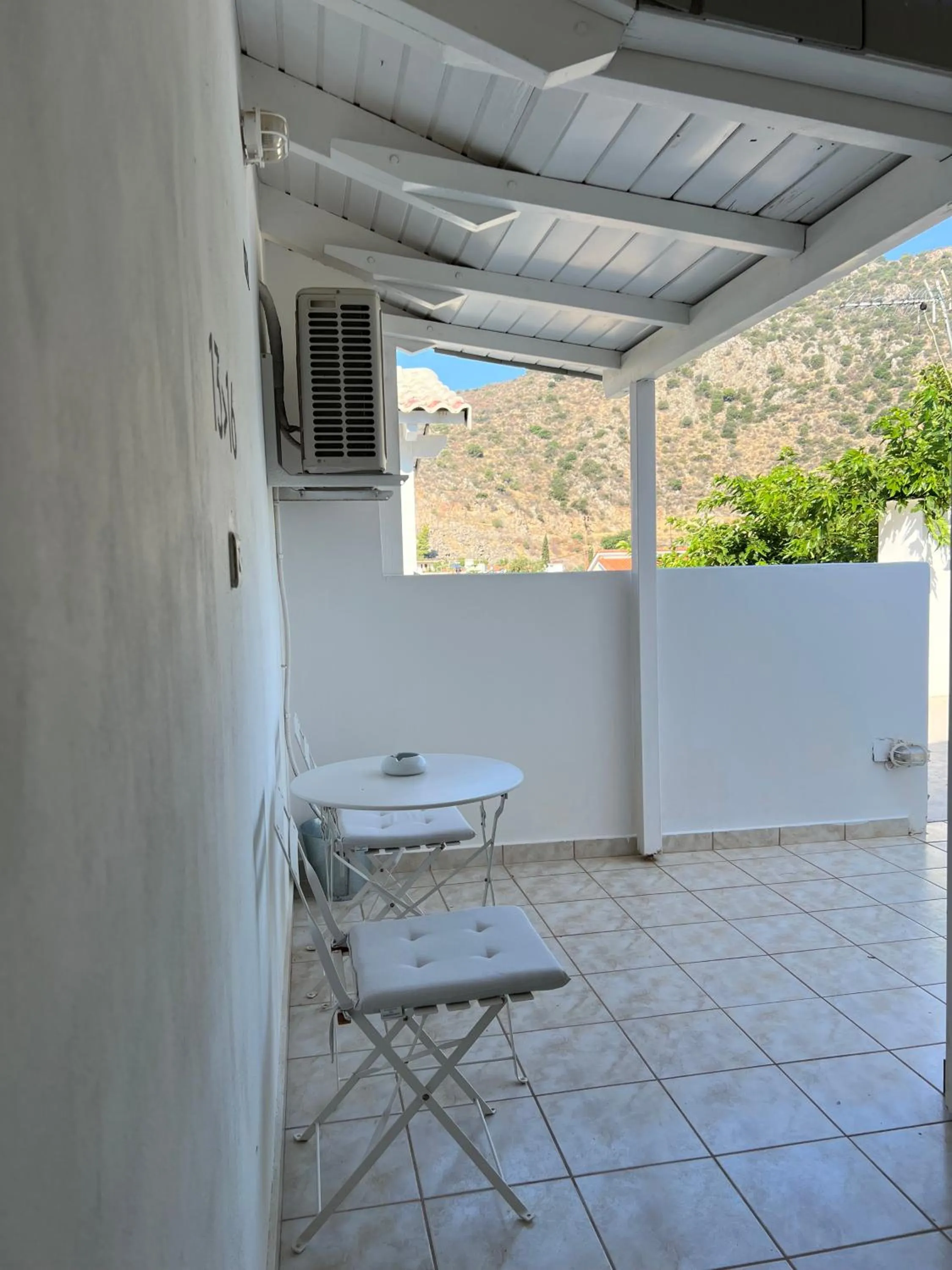 Balcony/Terrace in Paradisos