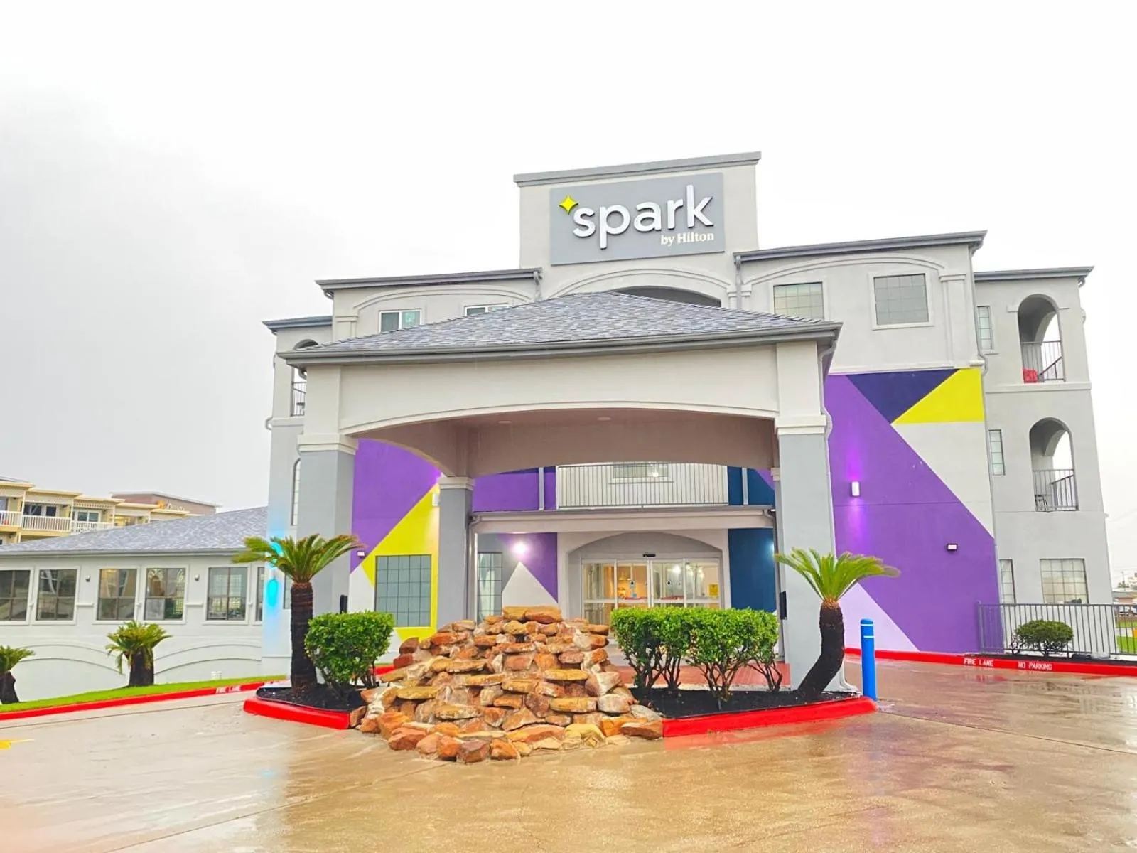 Comfort Inn & Suites Beachfront