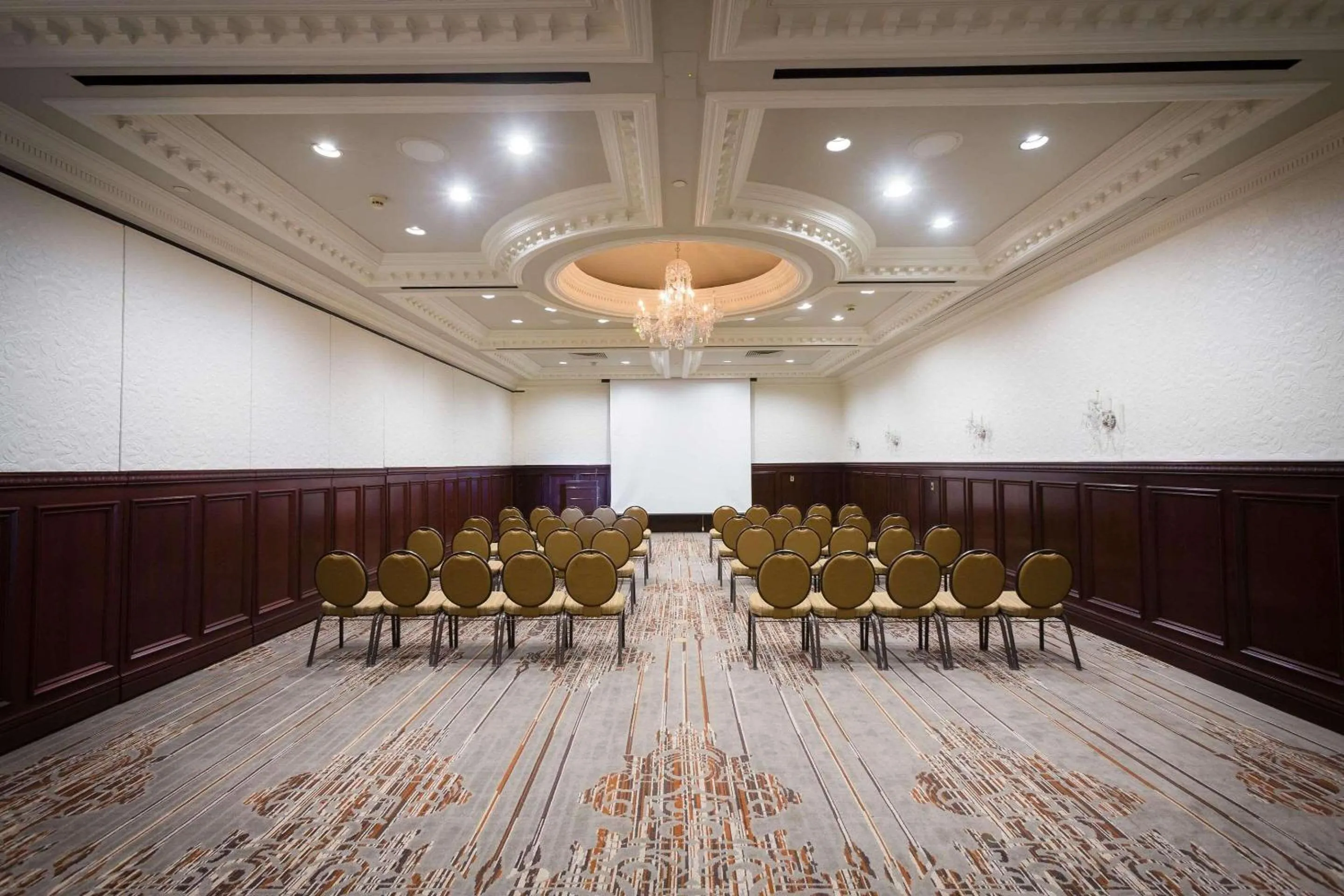 Meeting/conference room in Radisson Hotel Cincinnati Riverfront
