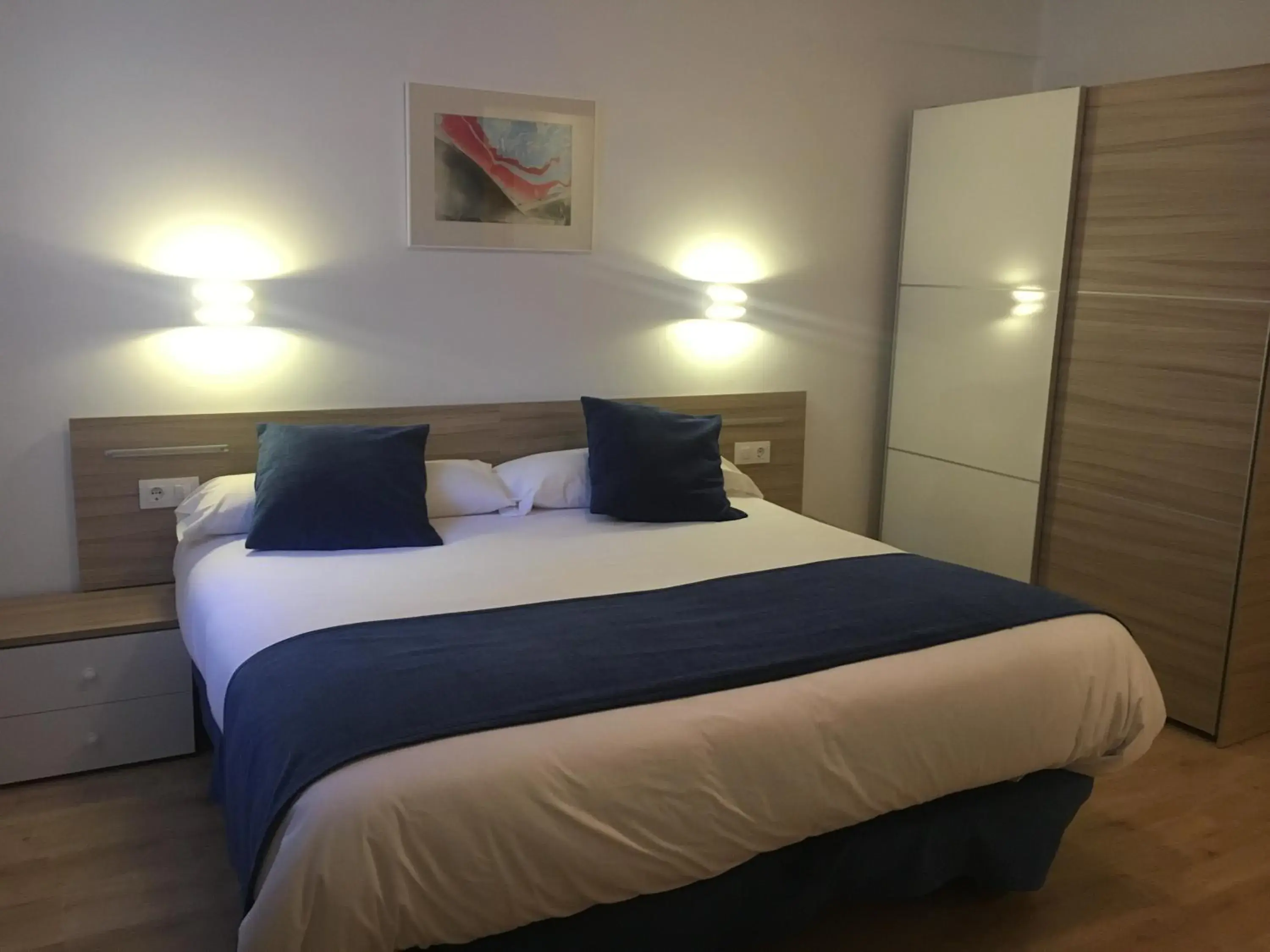 Double Room in Hotel Marxant Double Room in Hotel Marxant